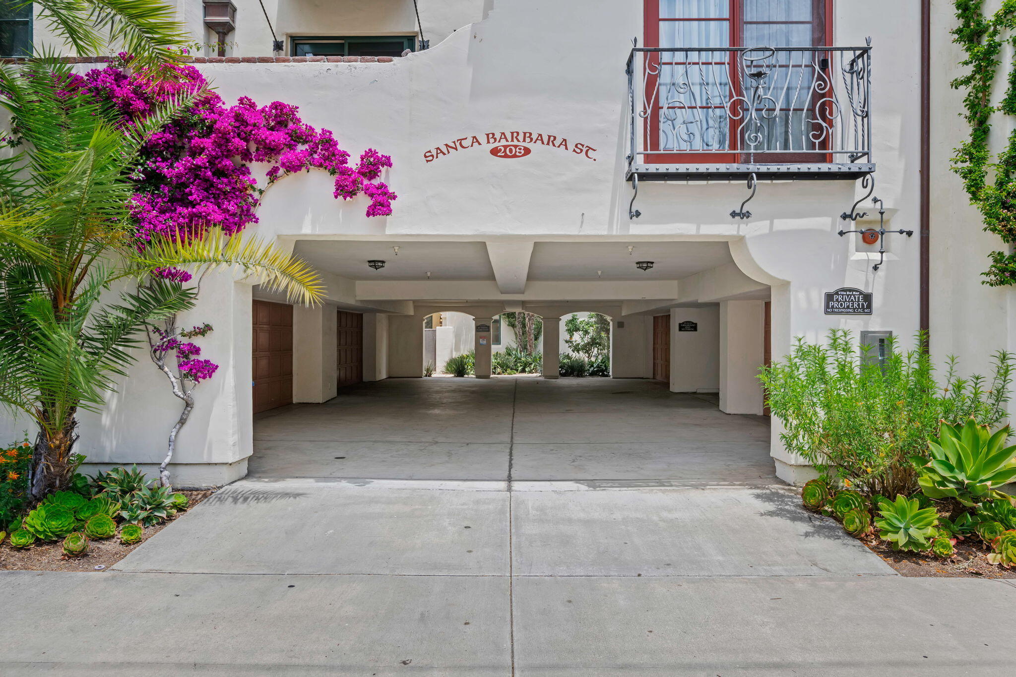 208 Santa Barbara Street Unit: A