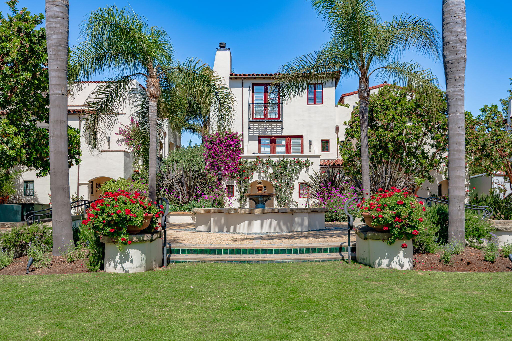 208 Santa Barbara Street Unit: A