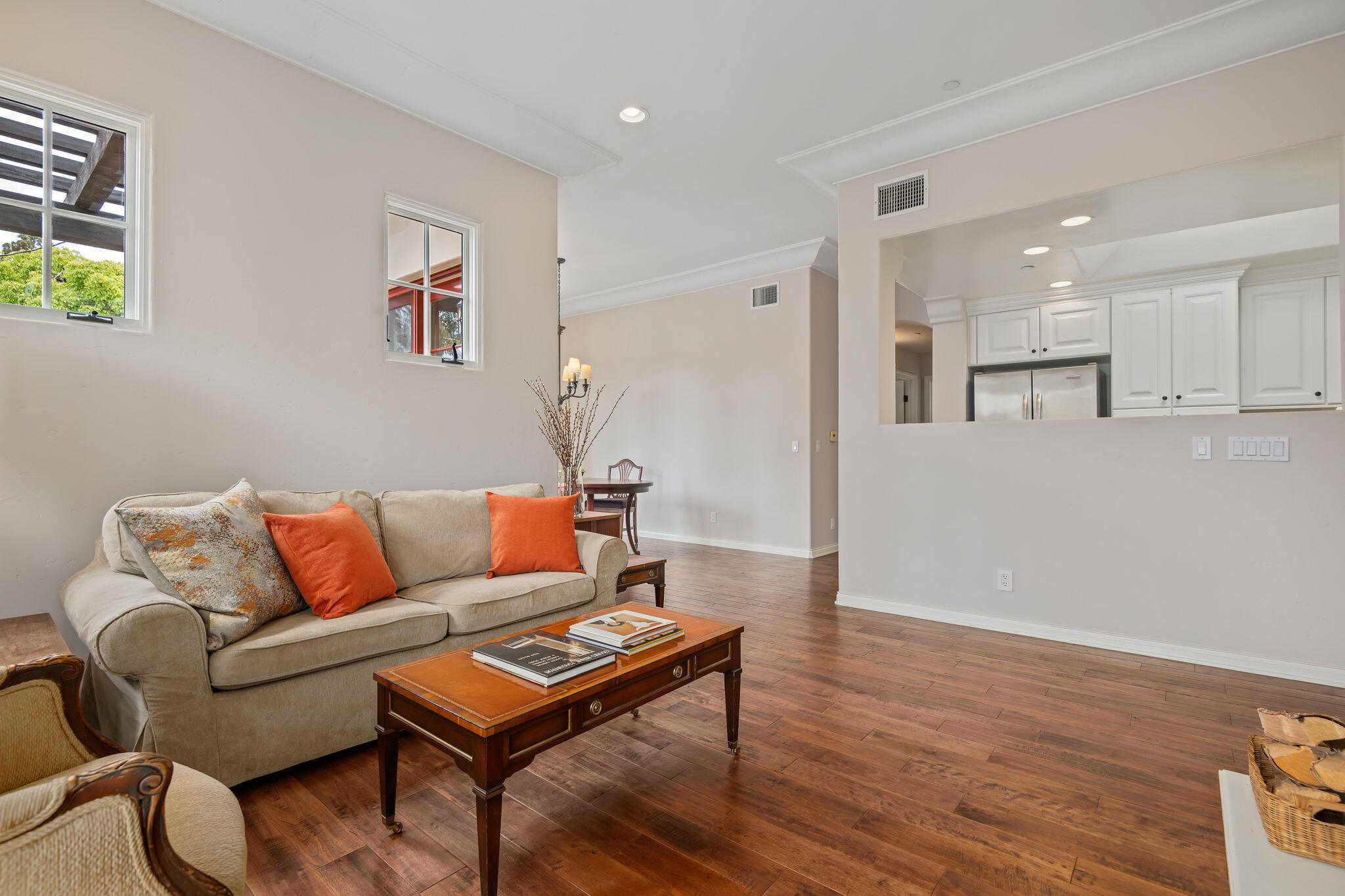 208 Santa Barbara Street Unit: A