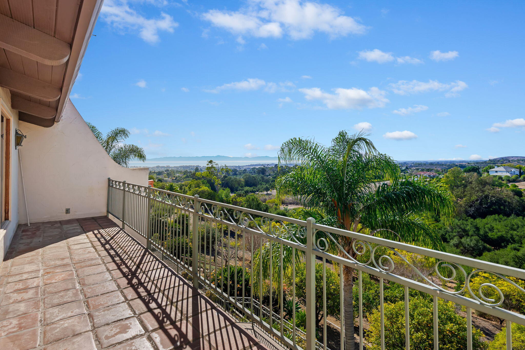 1423 Camino Manadero