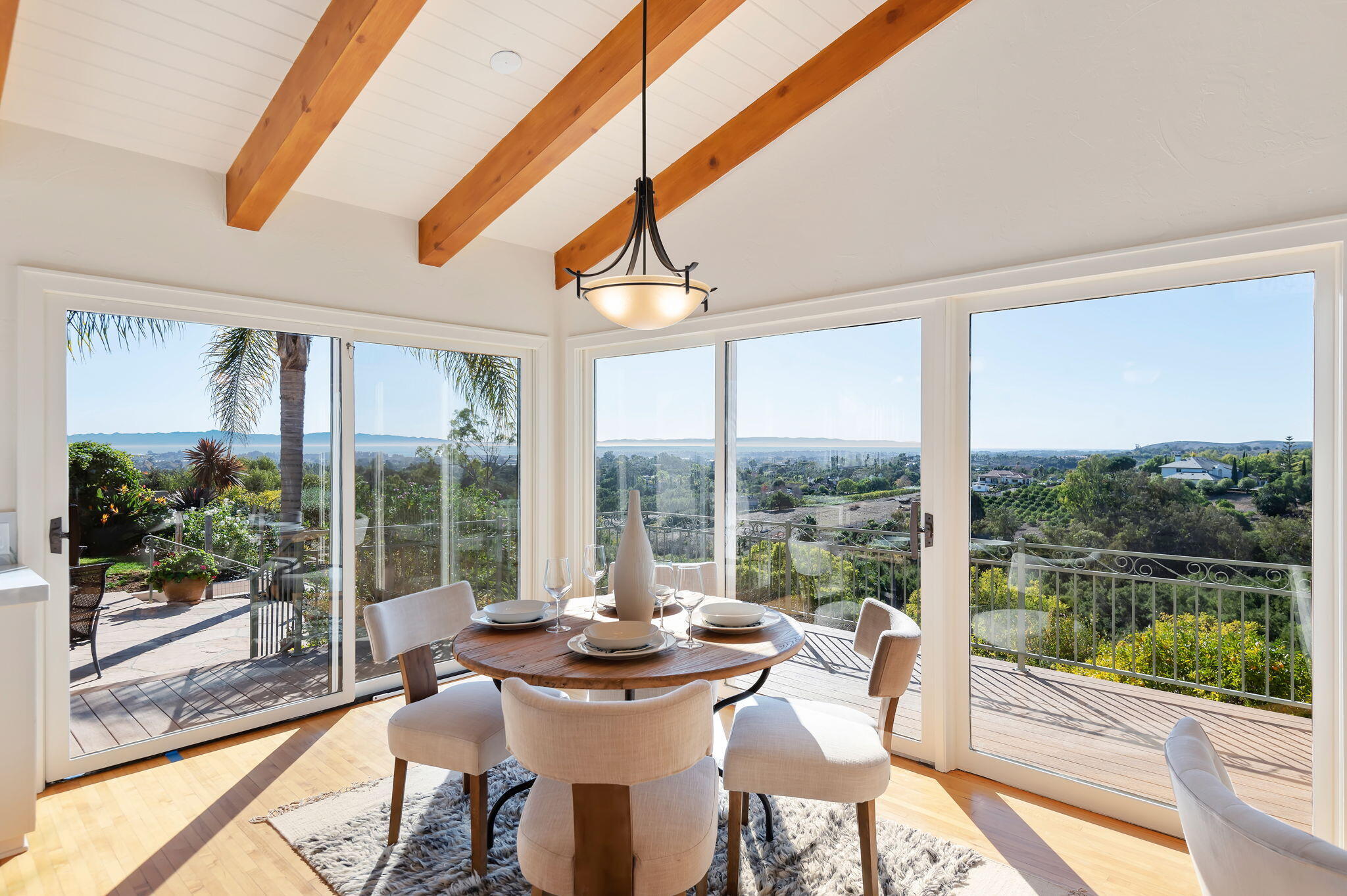 1423 Camino Manadero