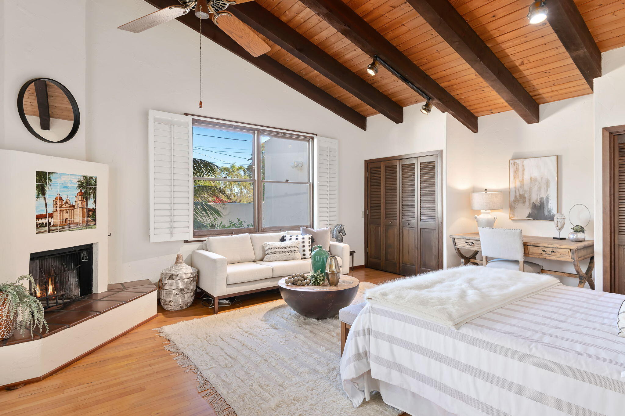 1423 Camino Manadero