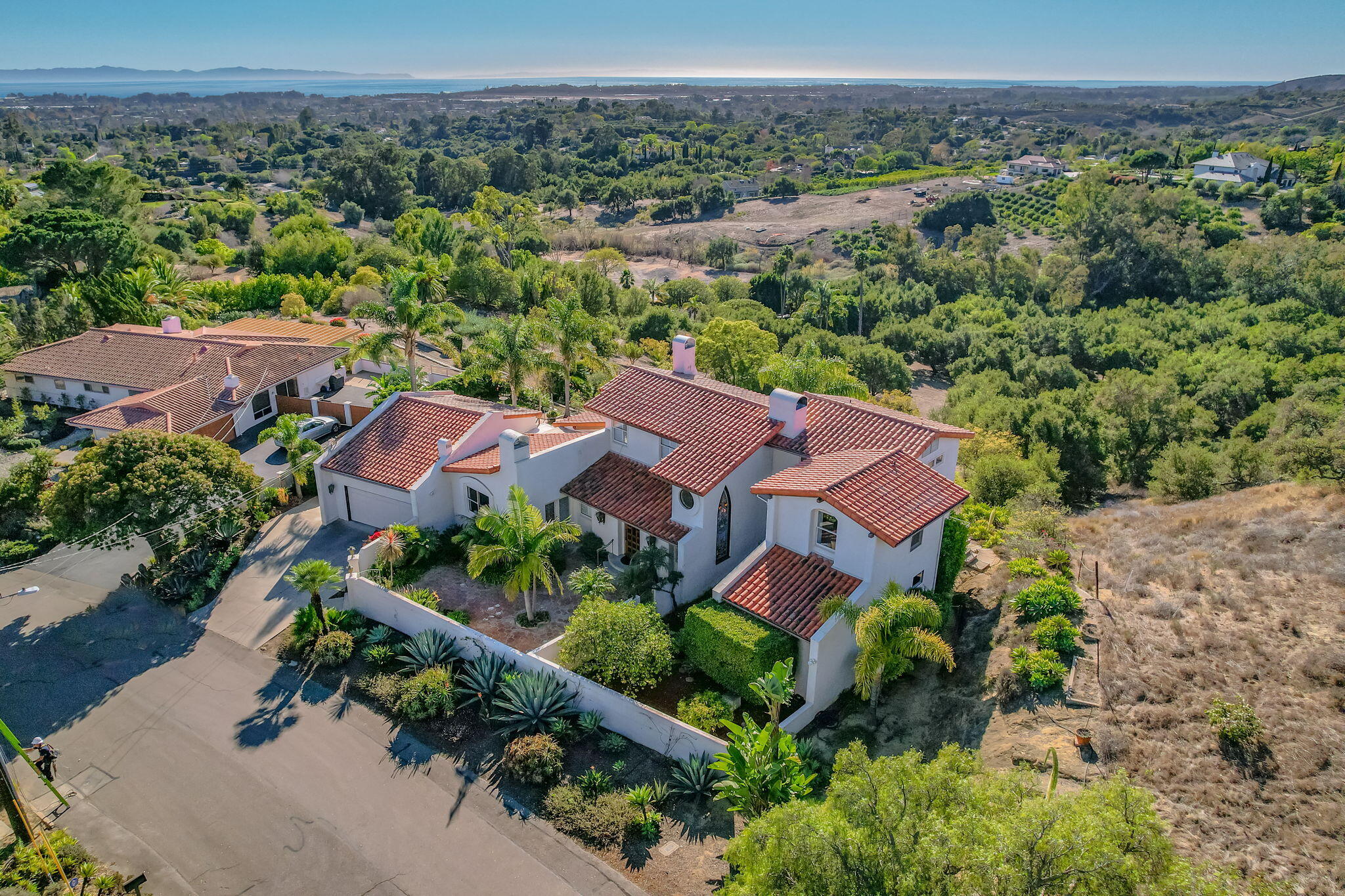 1423 Camino Manadero