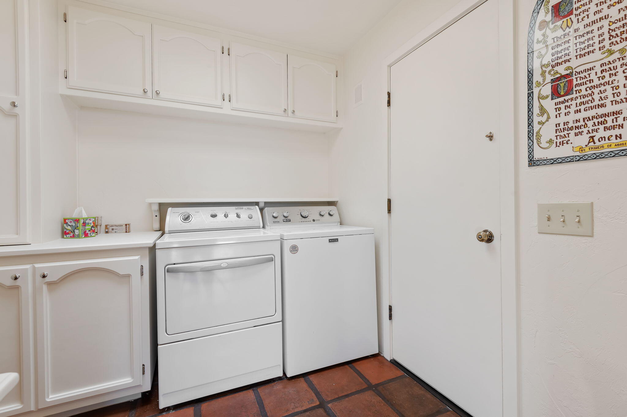 1423 Camino Manadero