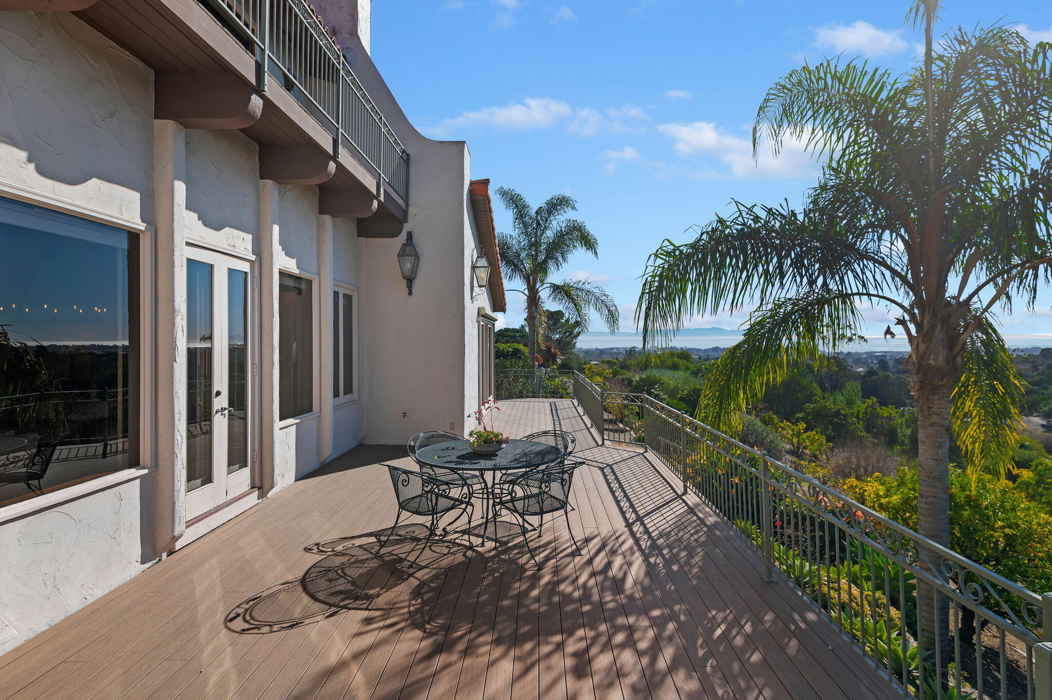 1423 Camino Manadero