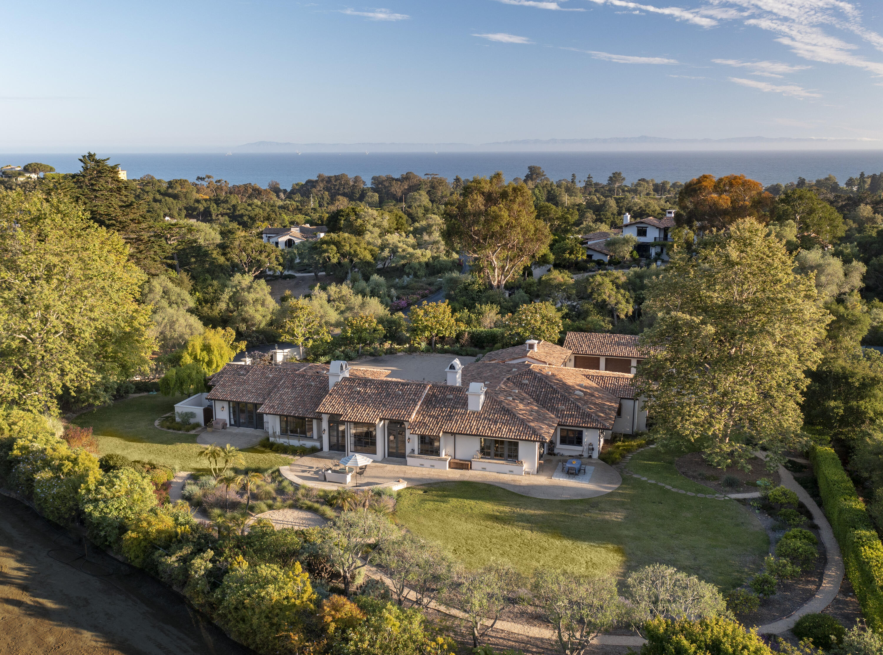 311 Meadowbrook Drive