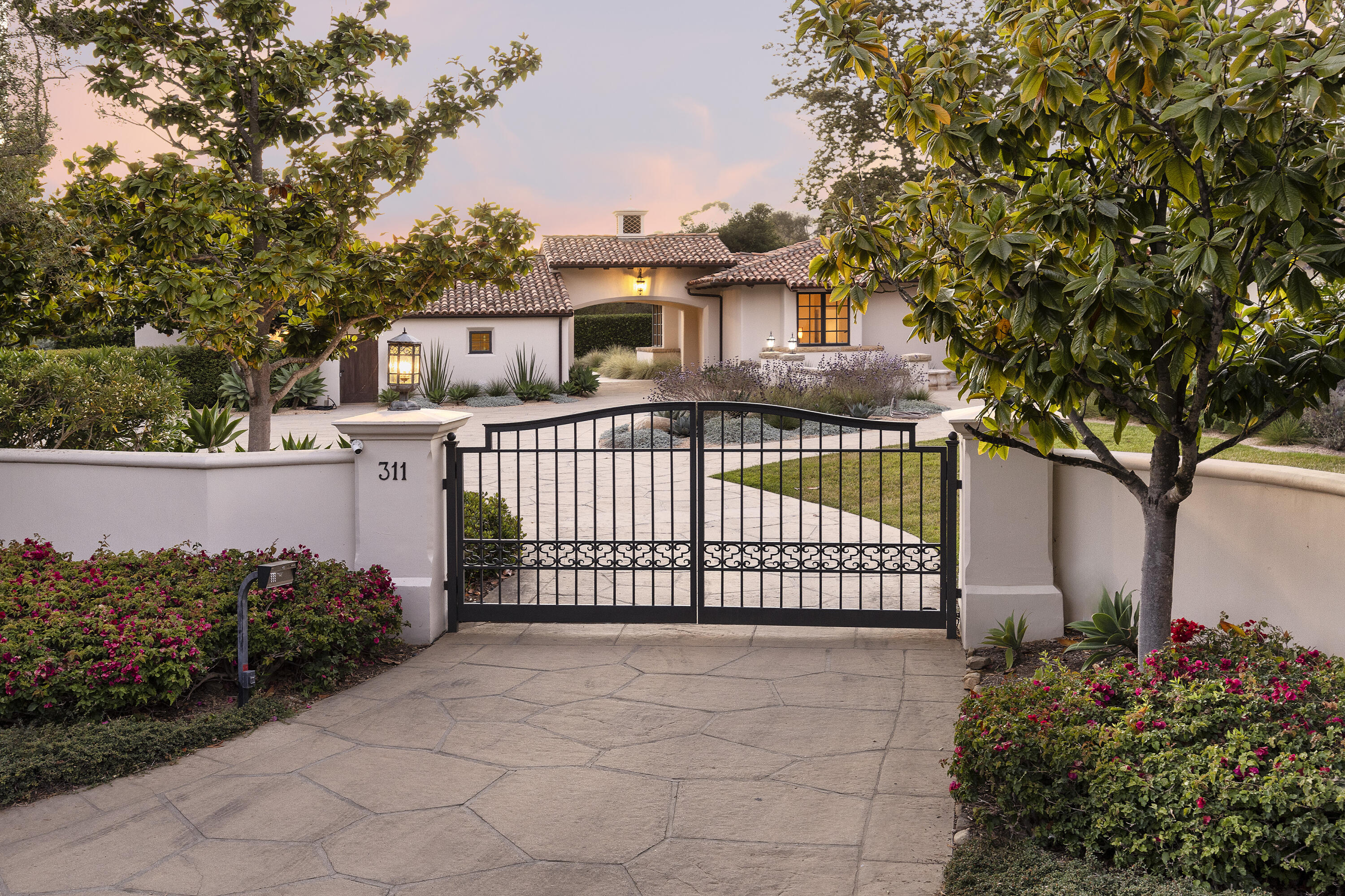 311 Meadowbrook Drive