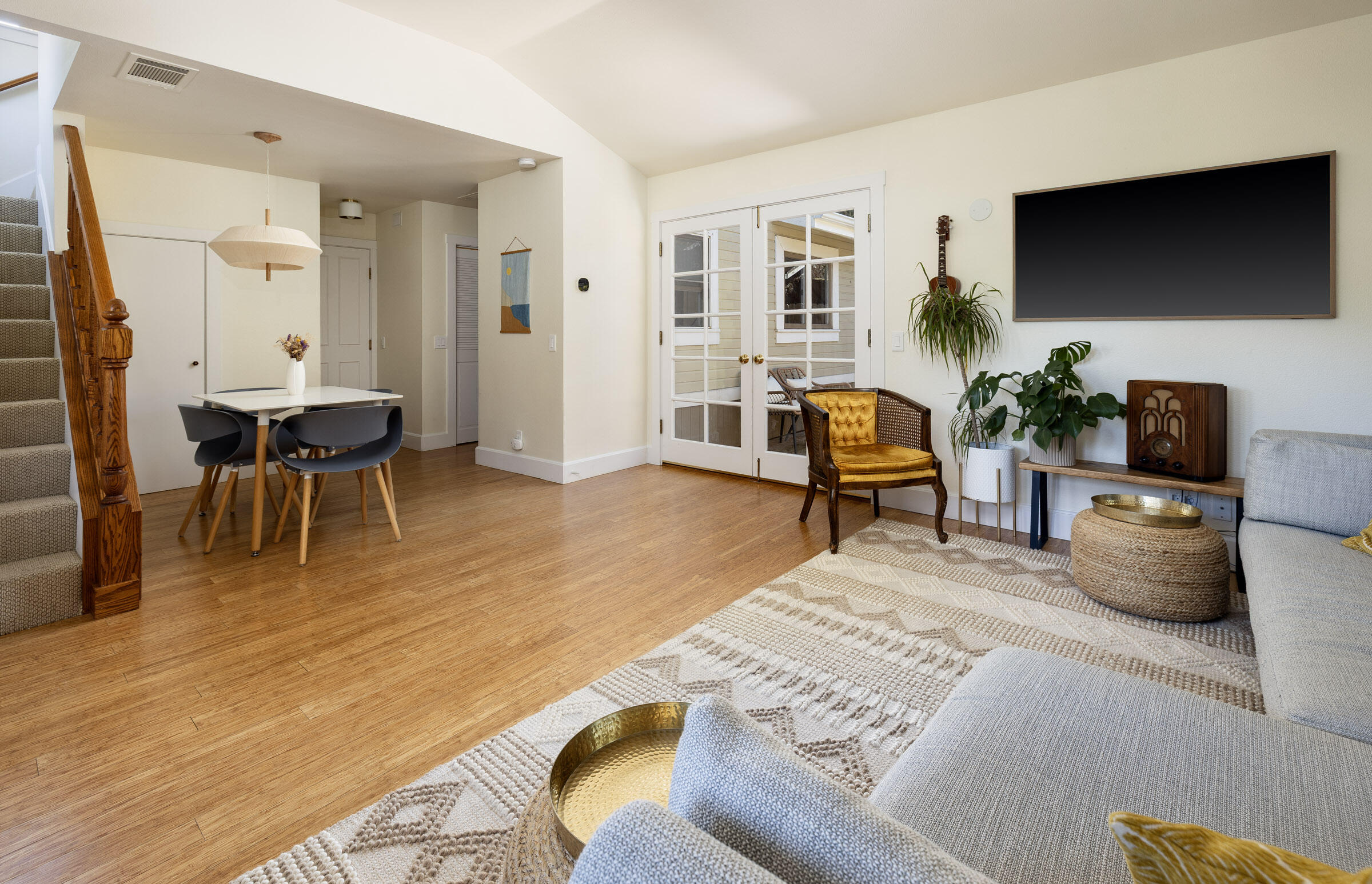 1819 San Andres Street, B