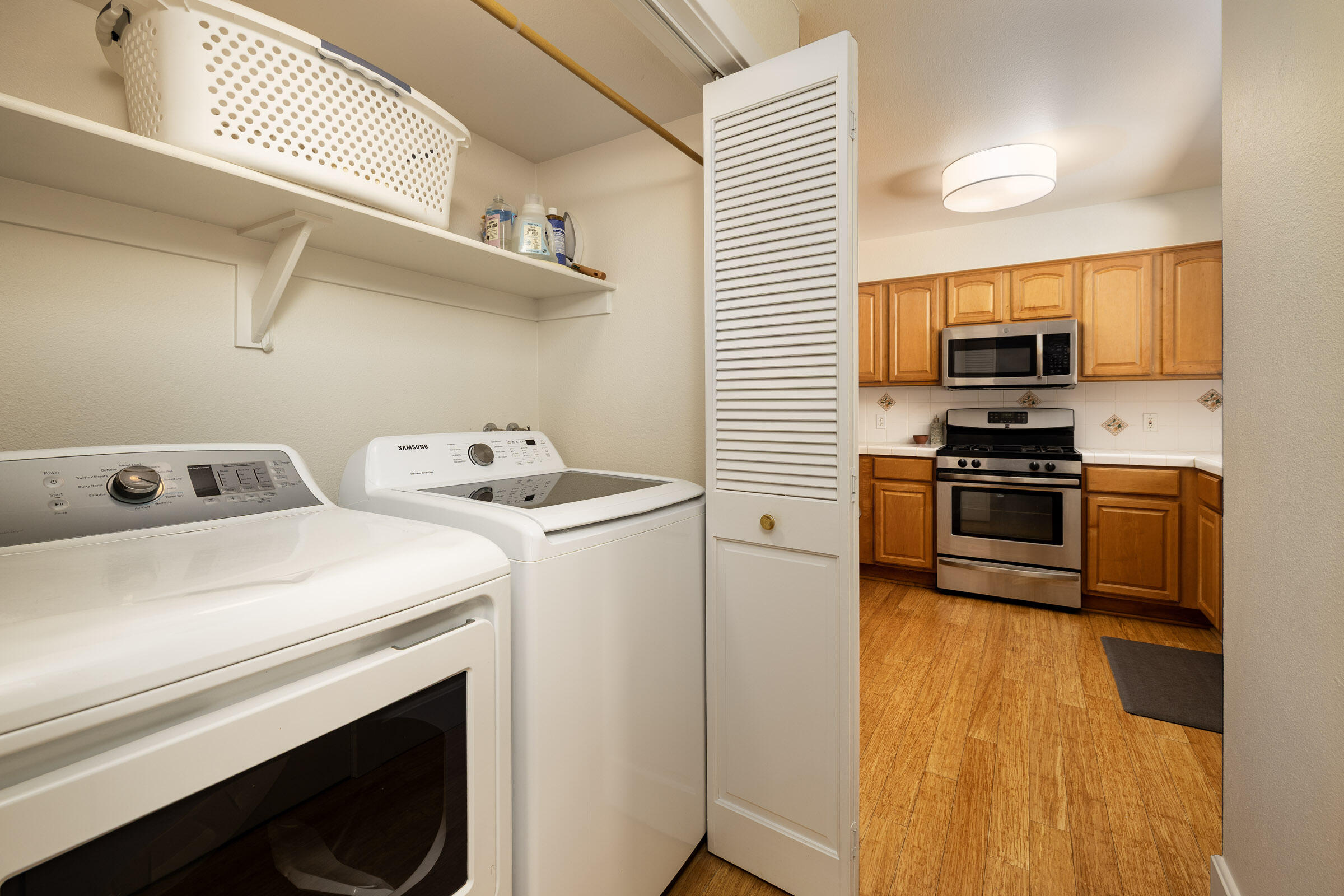 1819 San Andres Street, B