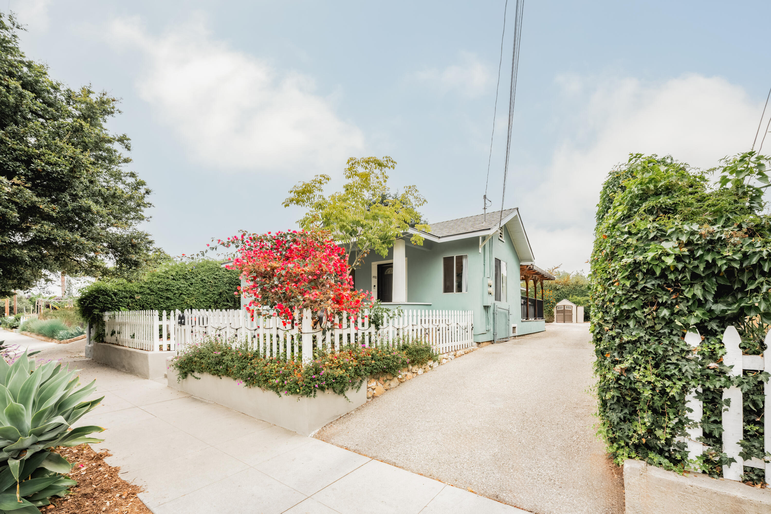1522 San Pascual Street