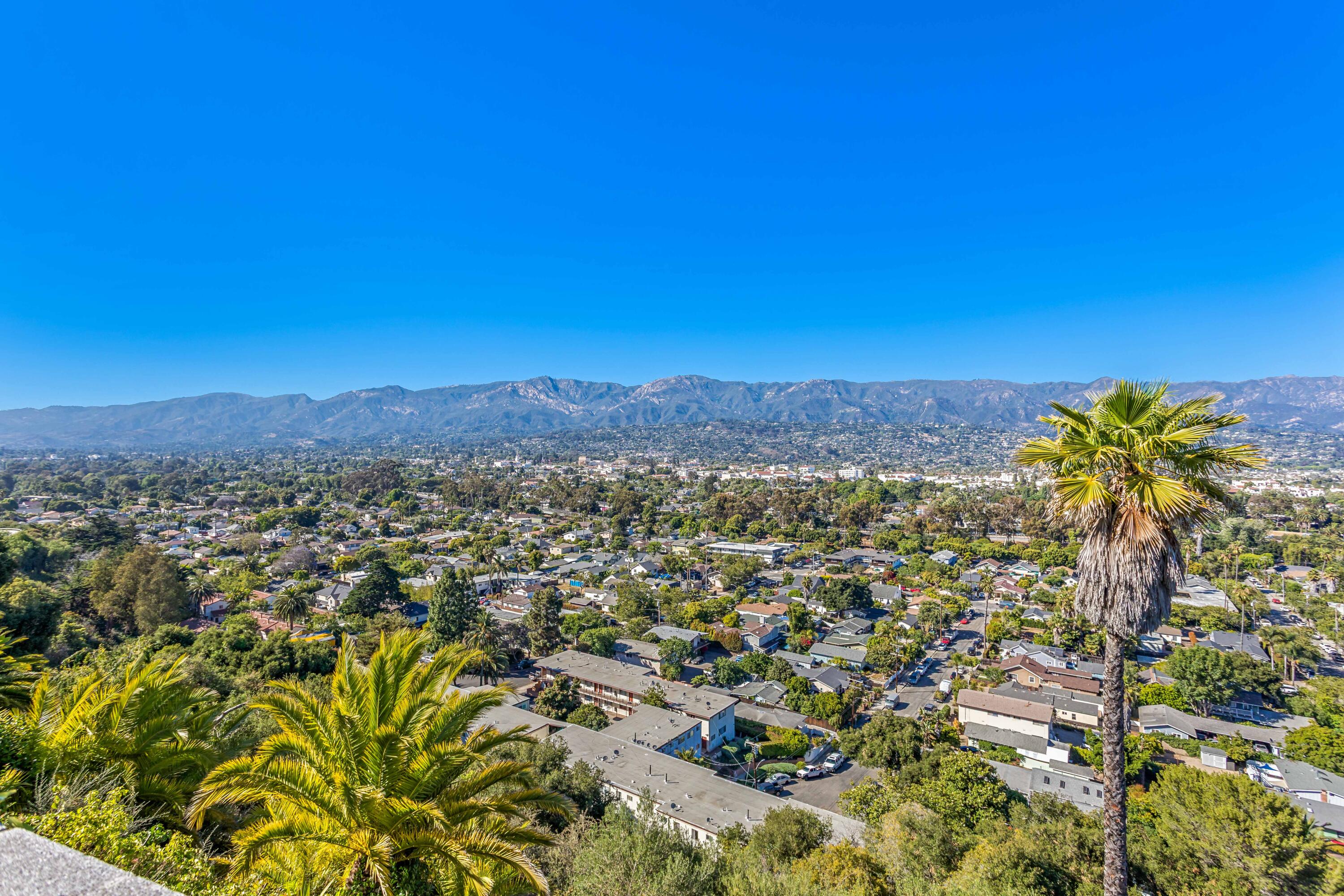 546 Miramonte Drive
