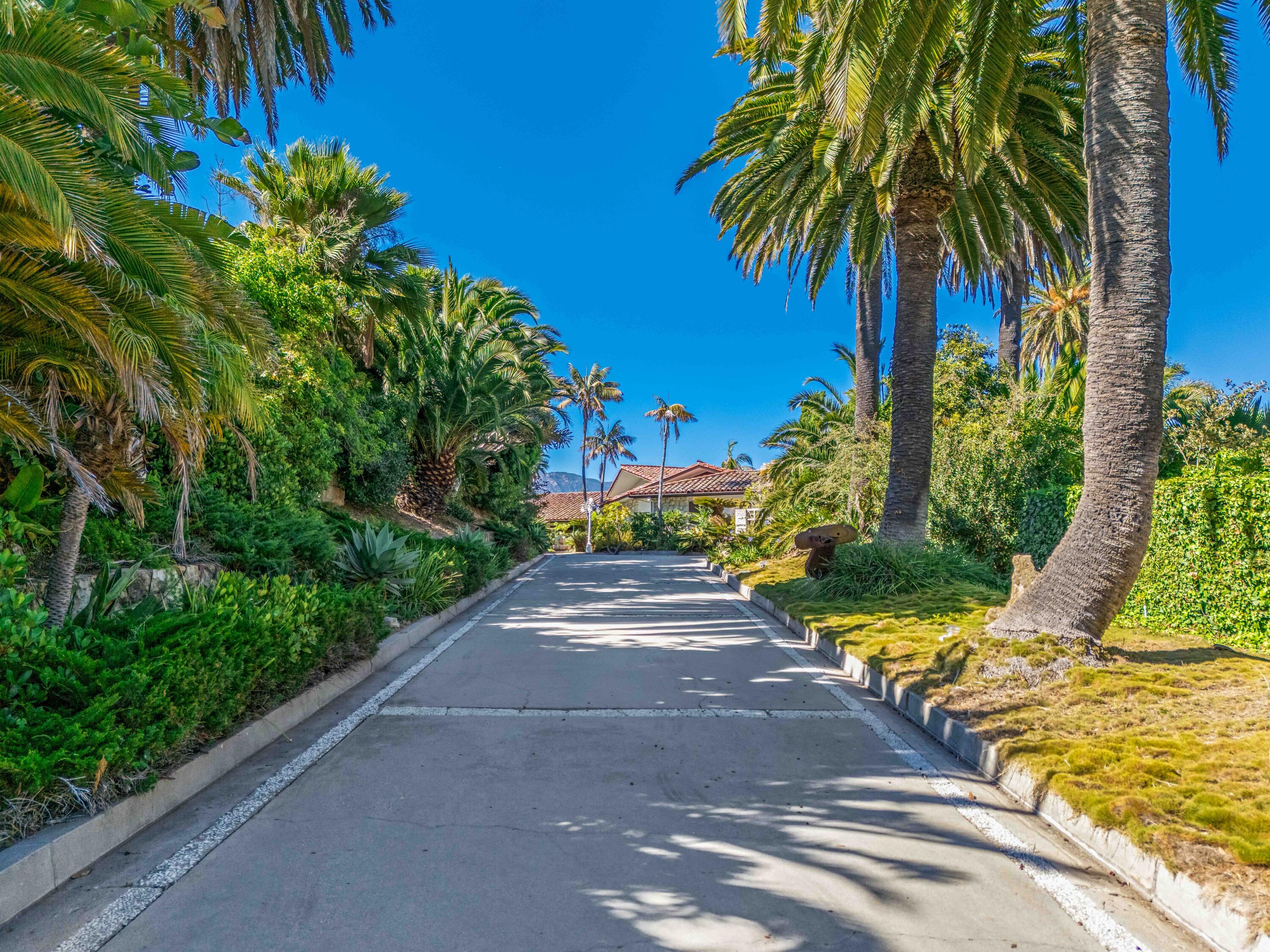 546 Miramonte Drive