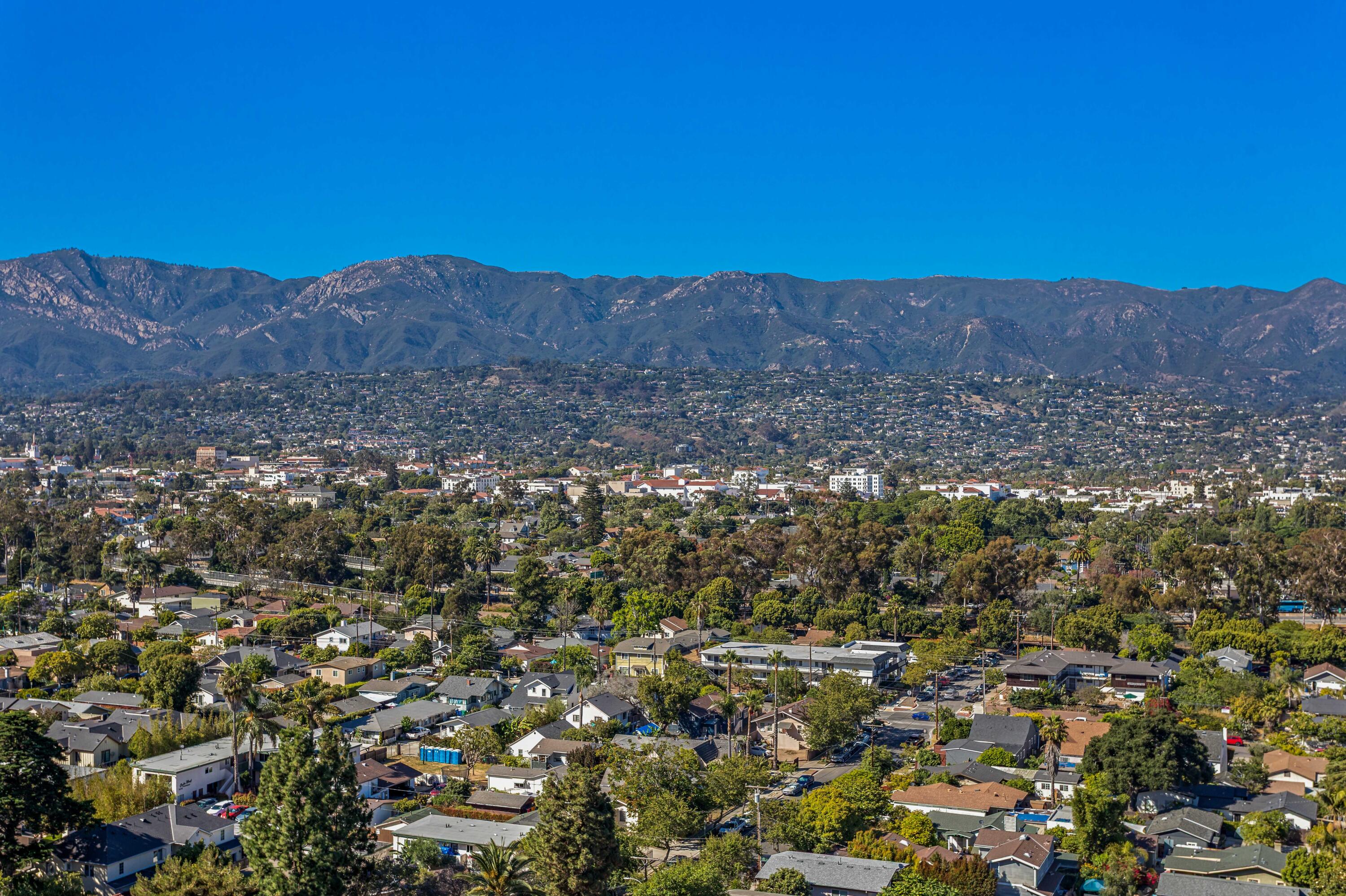 546 Miramonte Drive