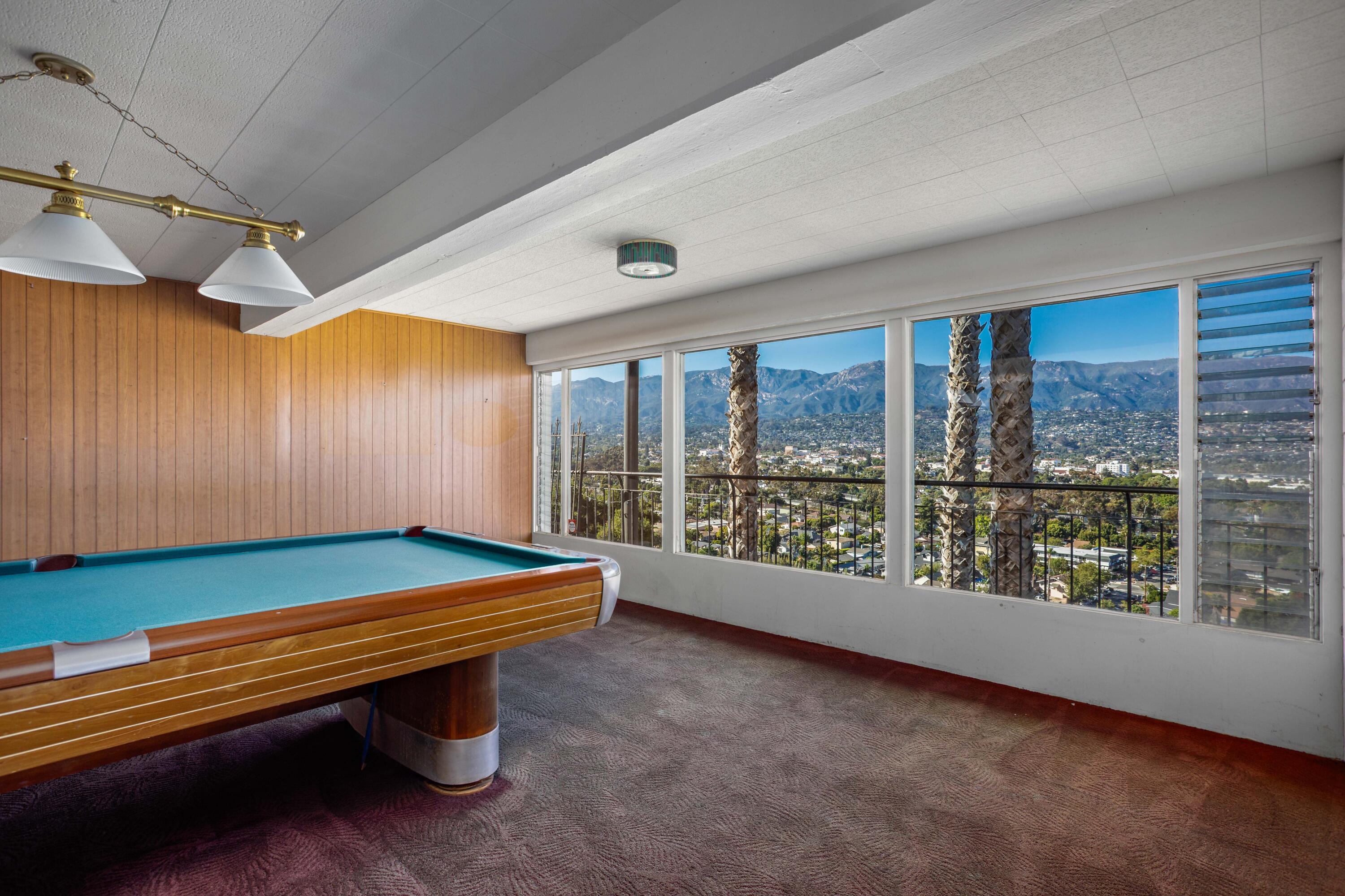 546 Miramonte Drive
