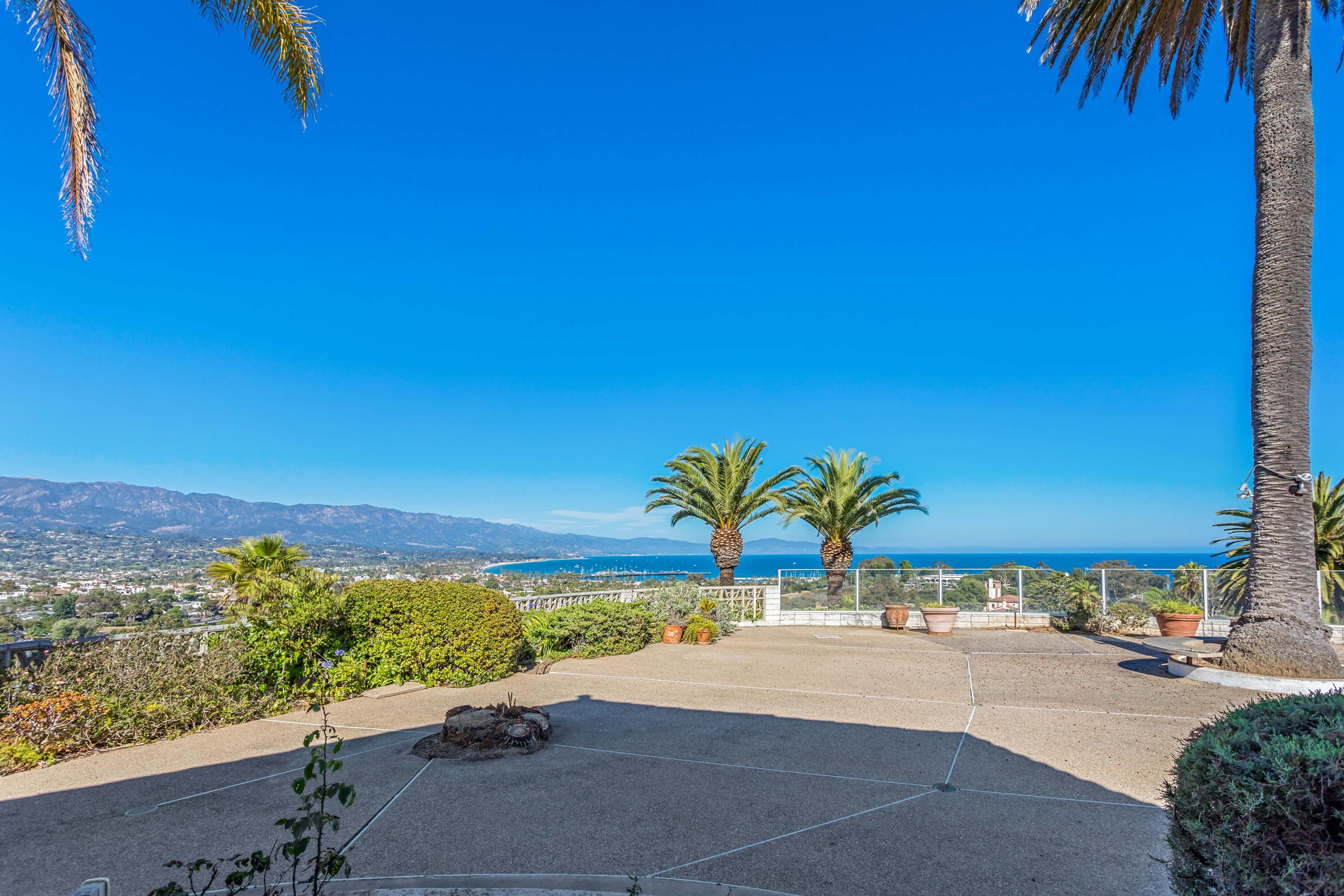 546 Miramonte Drive