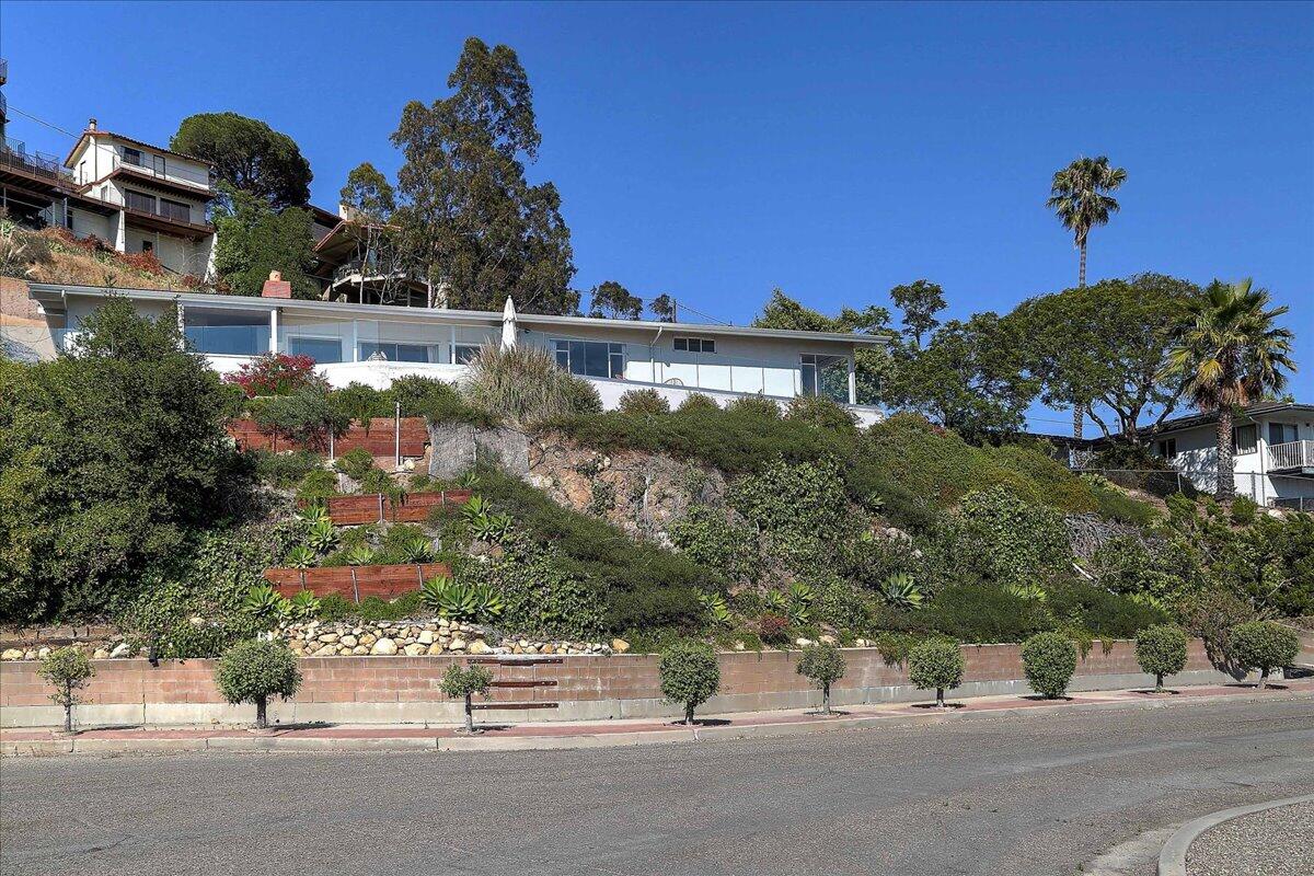 74 Chase Dr
