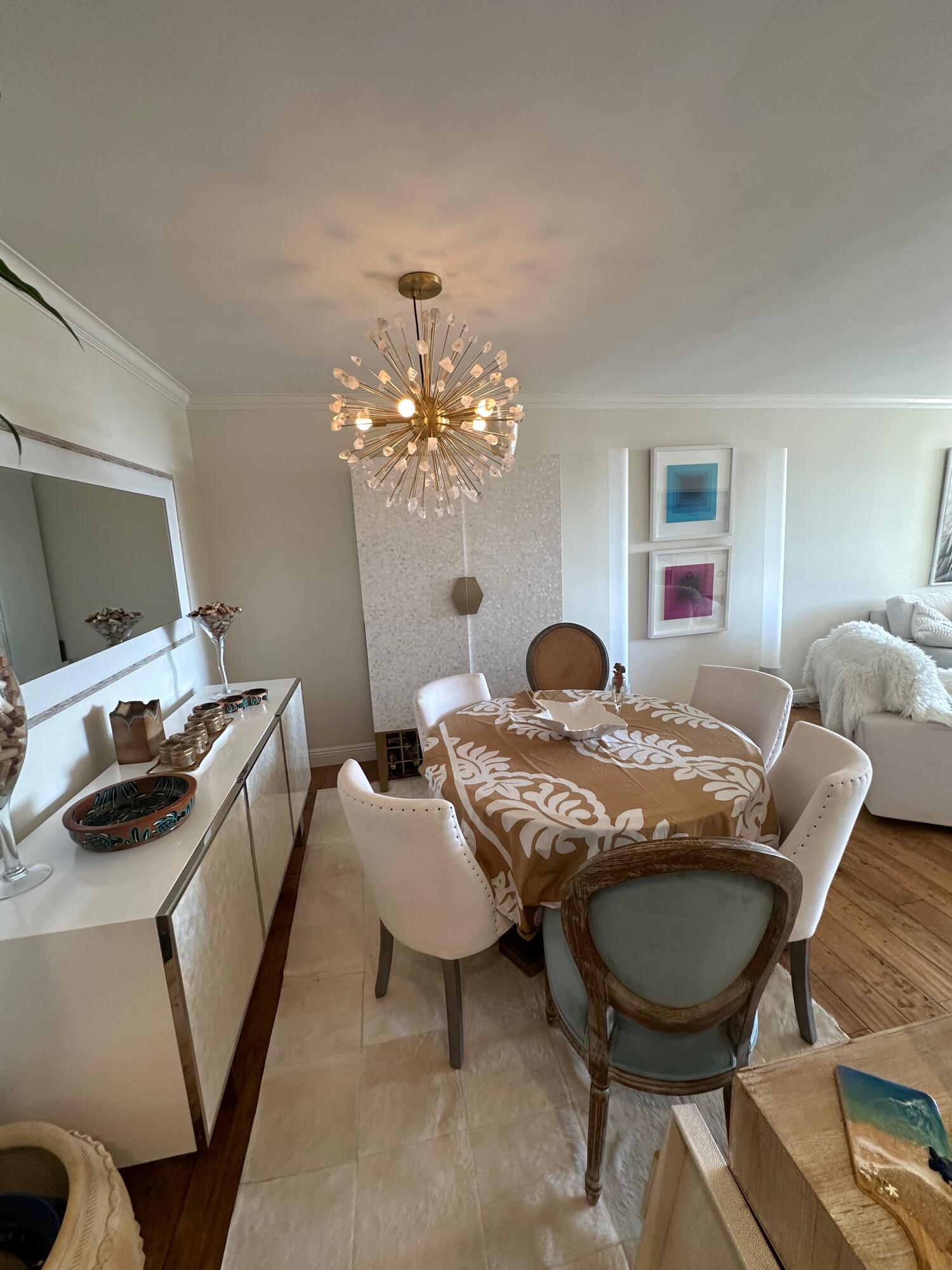 1220 Coast Village Road, 208