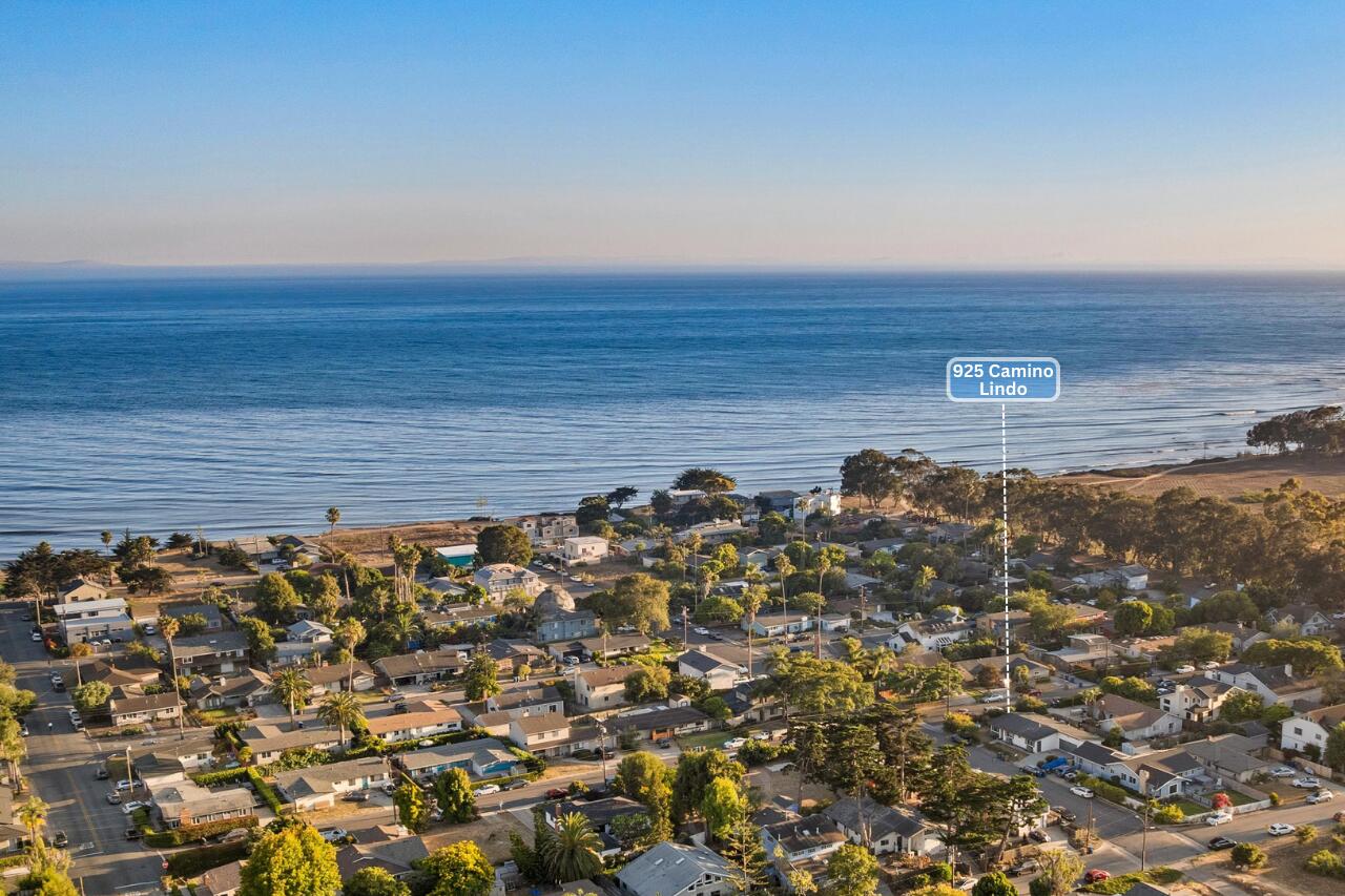 925 Camino Lindo