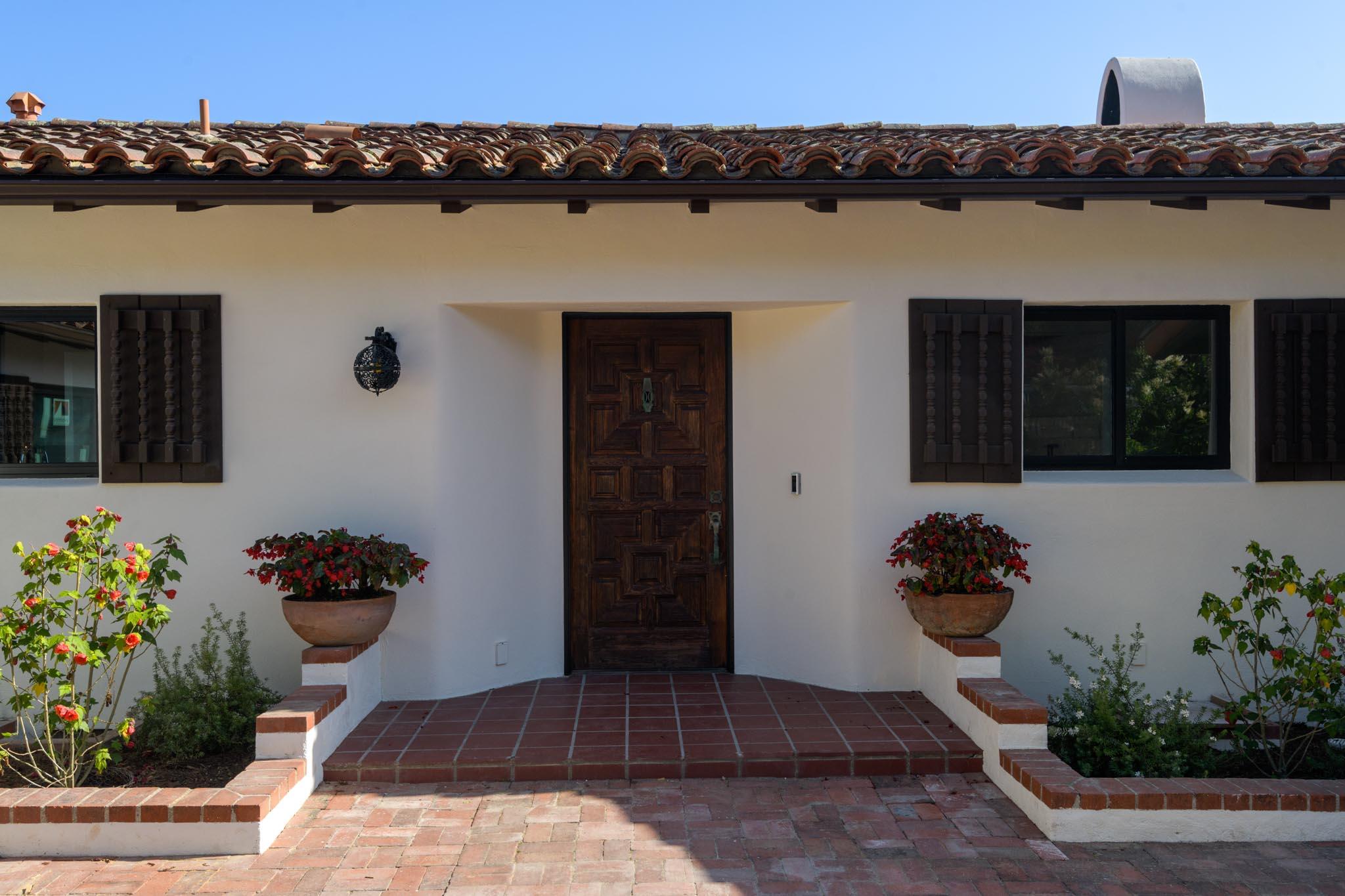 353 Loma Media Road