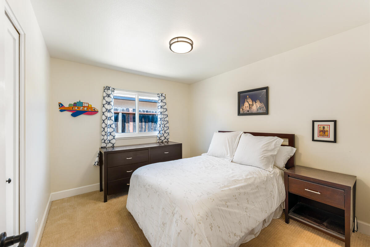 339 Via El Encantador