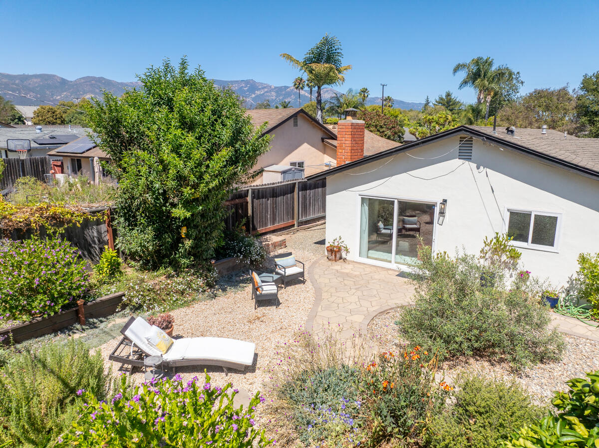 339 Via El Encantador