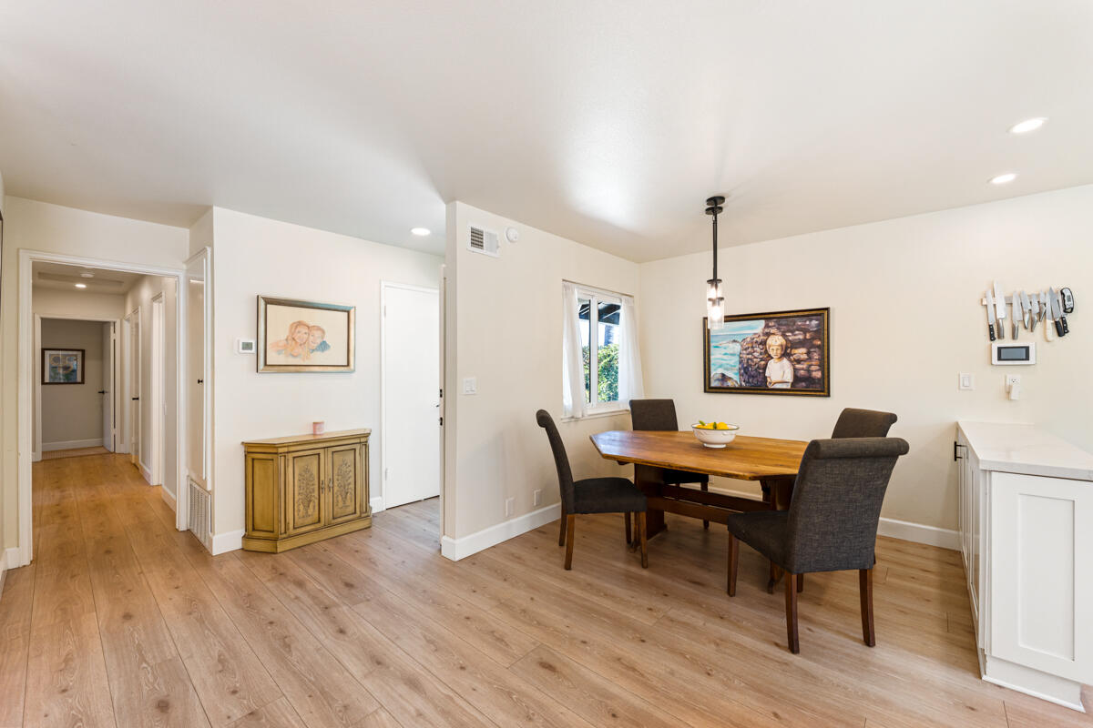 339 Via El Encantador