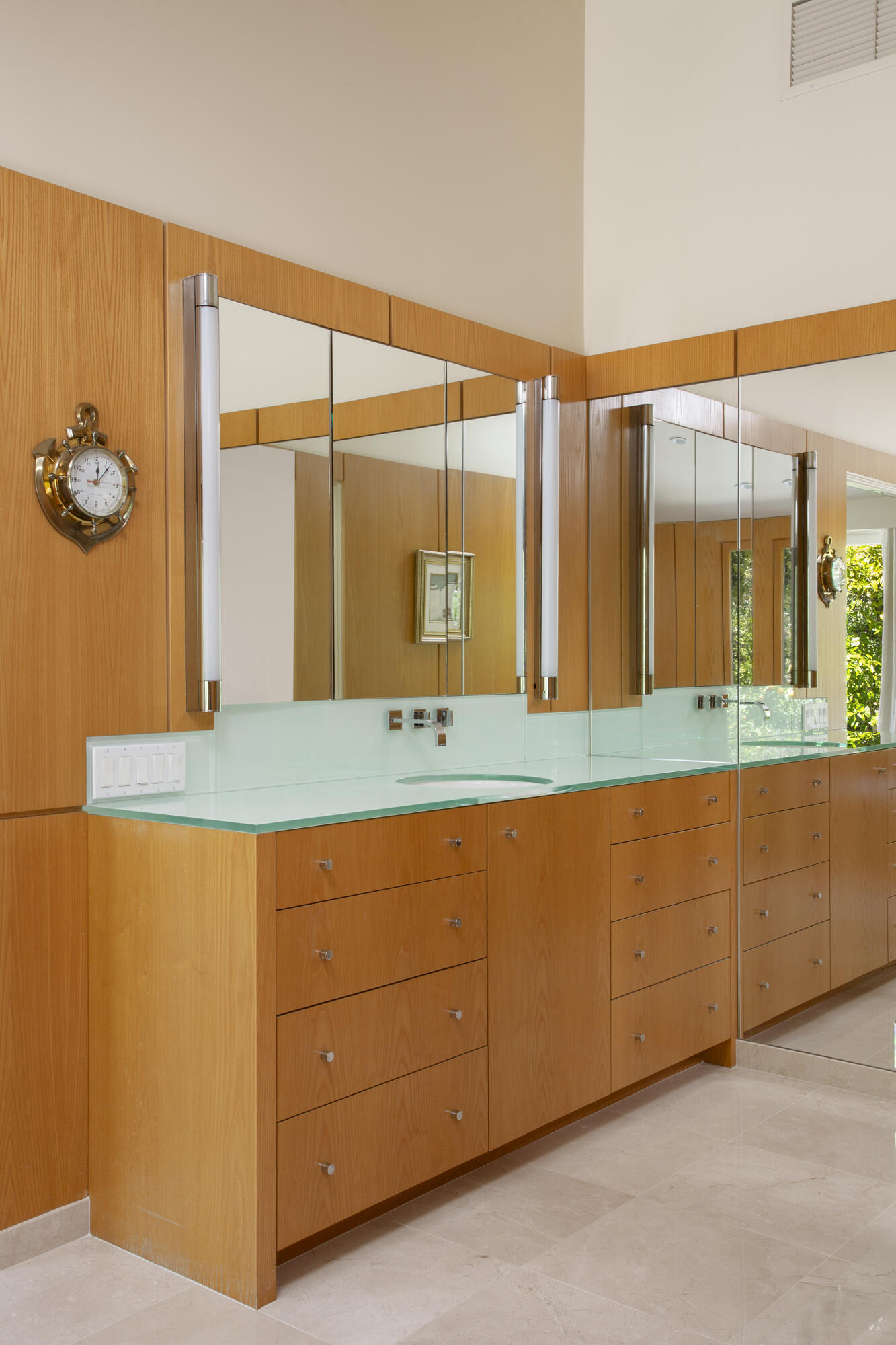 526 Crocker Sperry Drive