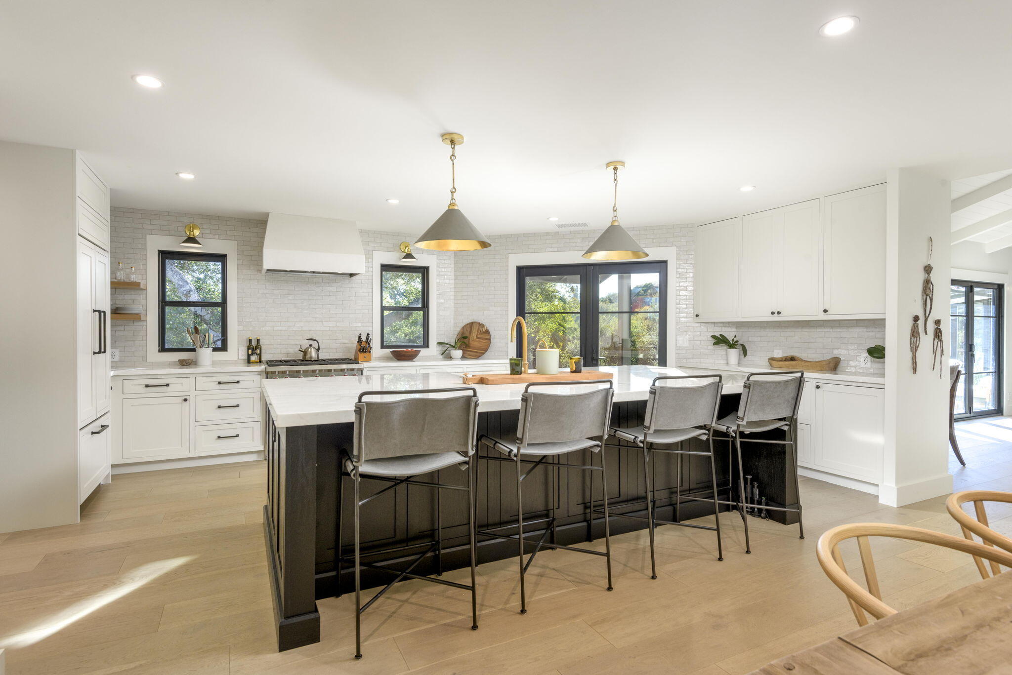 1383 School House Road