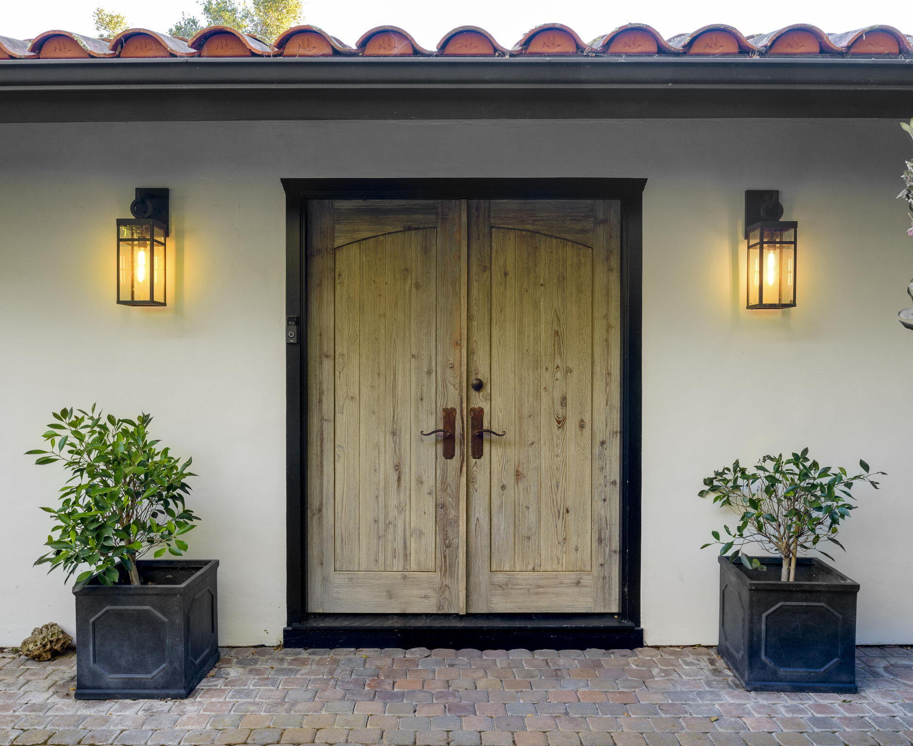 1383 School House Road