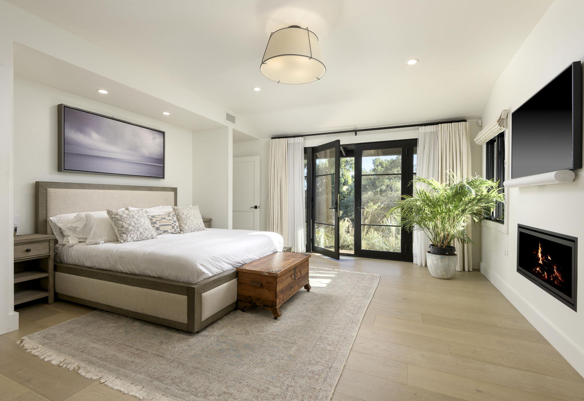 1383 School House Road