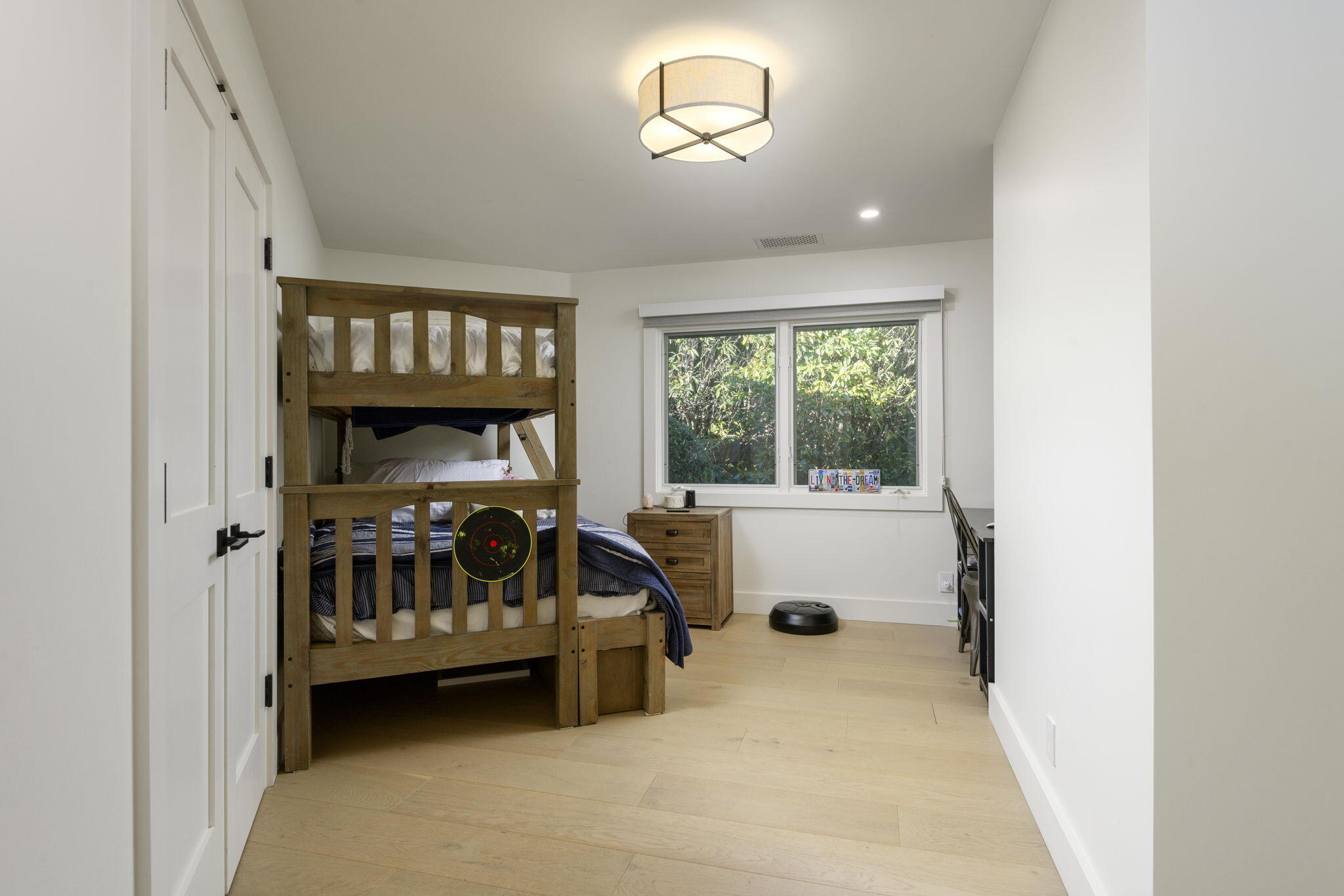 1383 School House Road