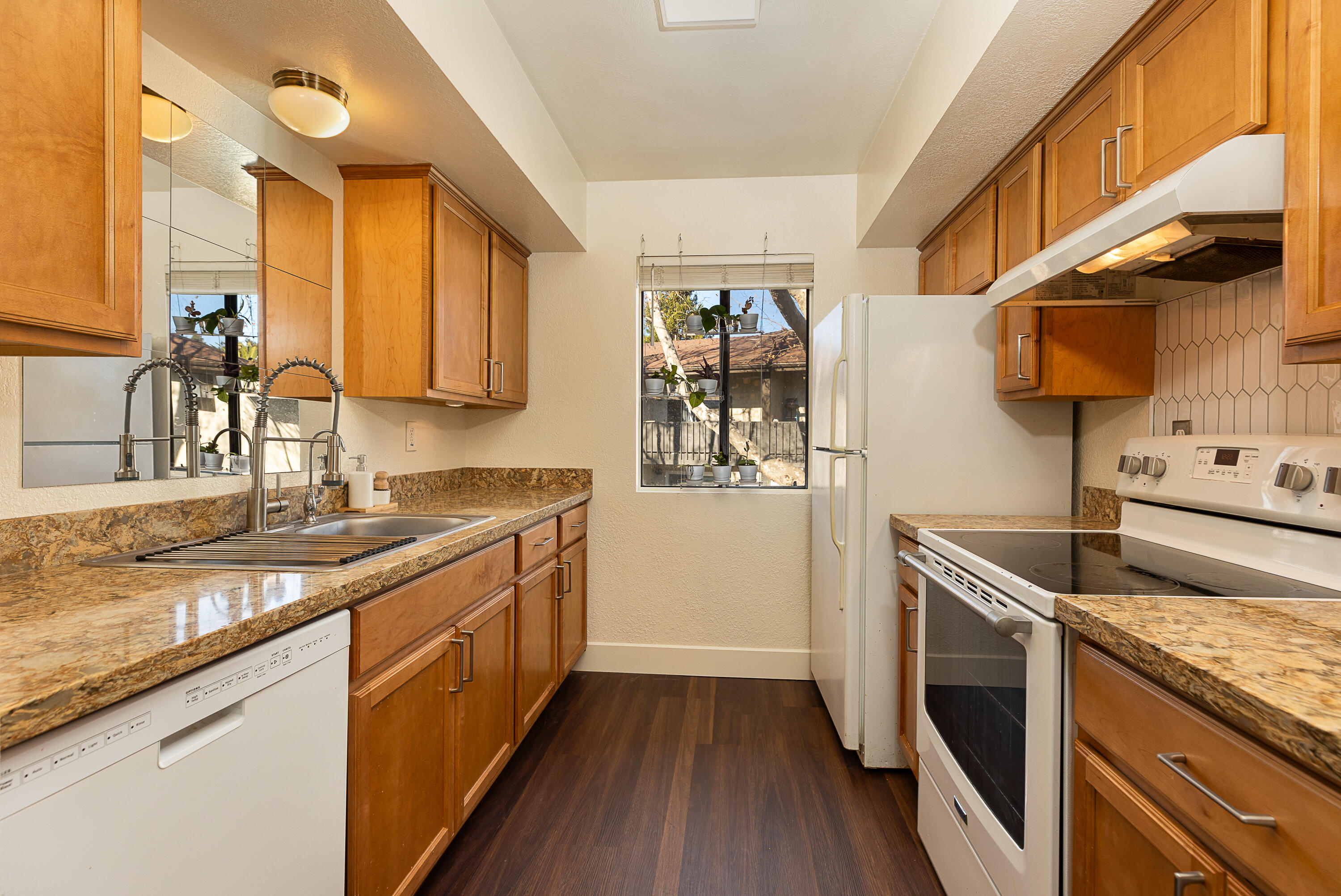 1676 Maple Avenue, Units #22. & #24