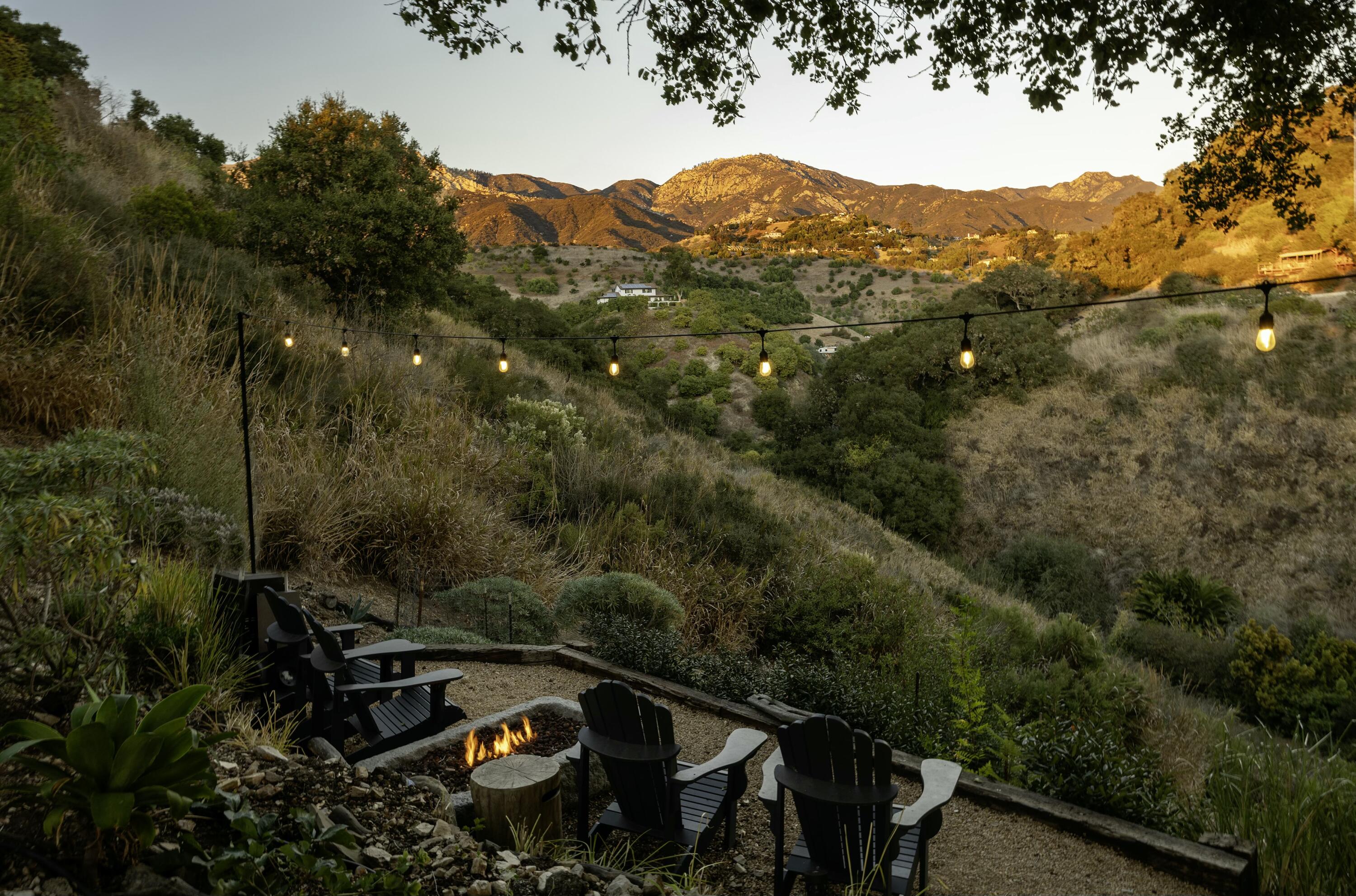 702 E Calle Laureles