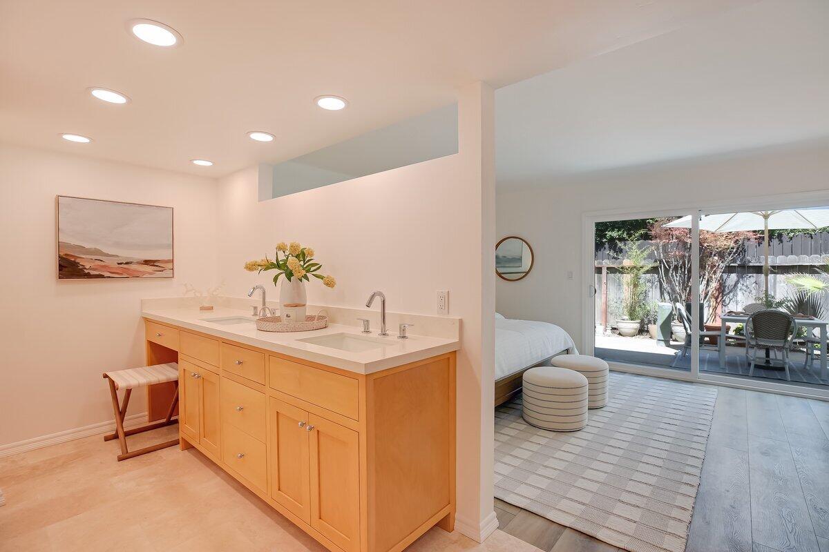 47 La Cumbre Circle