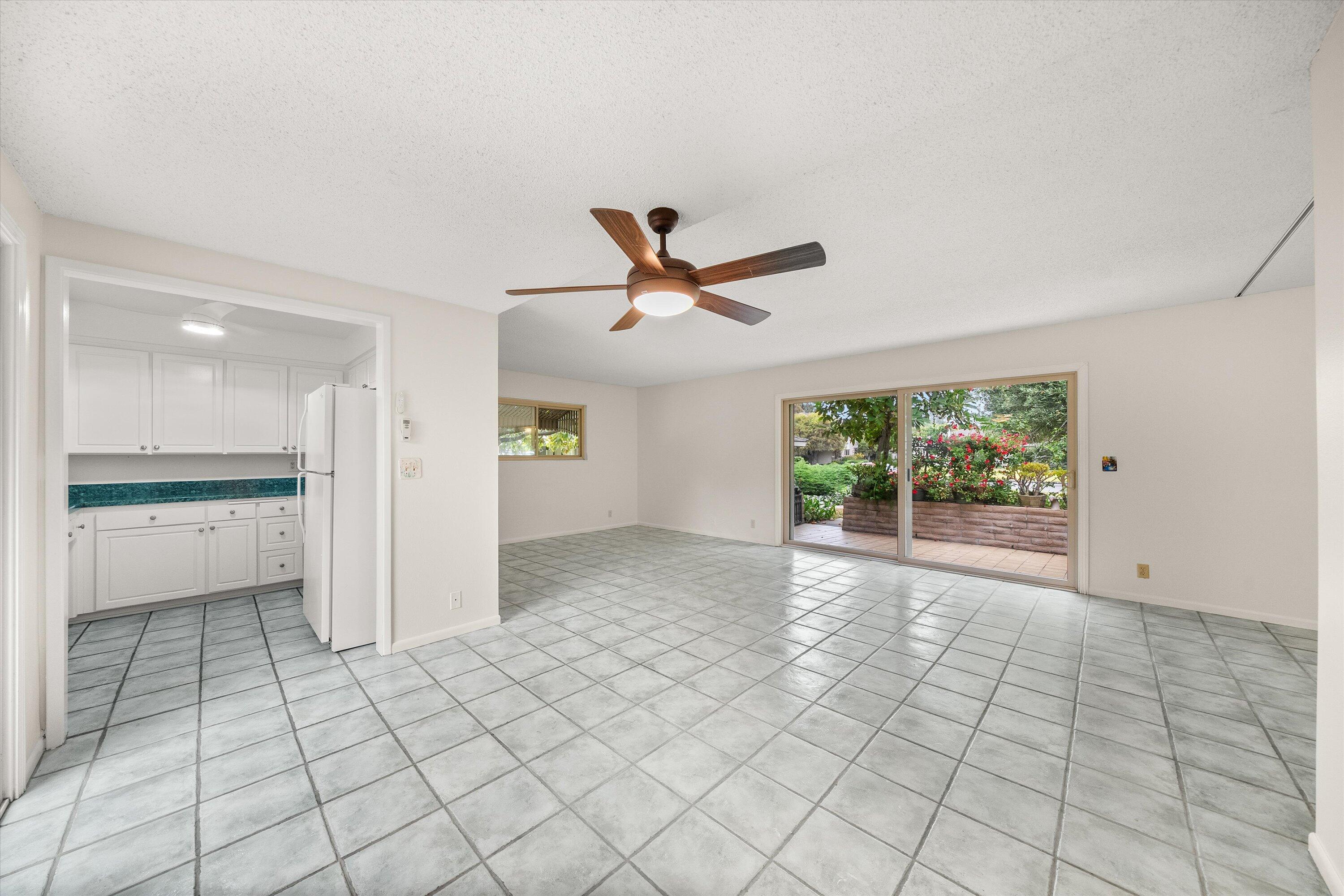 330 Moreton Bay Lane, 2