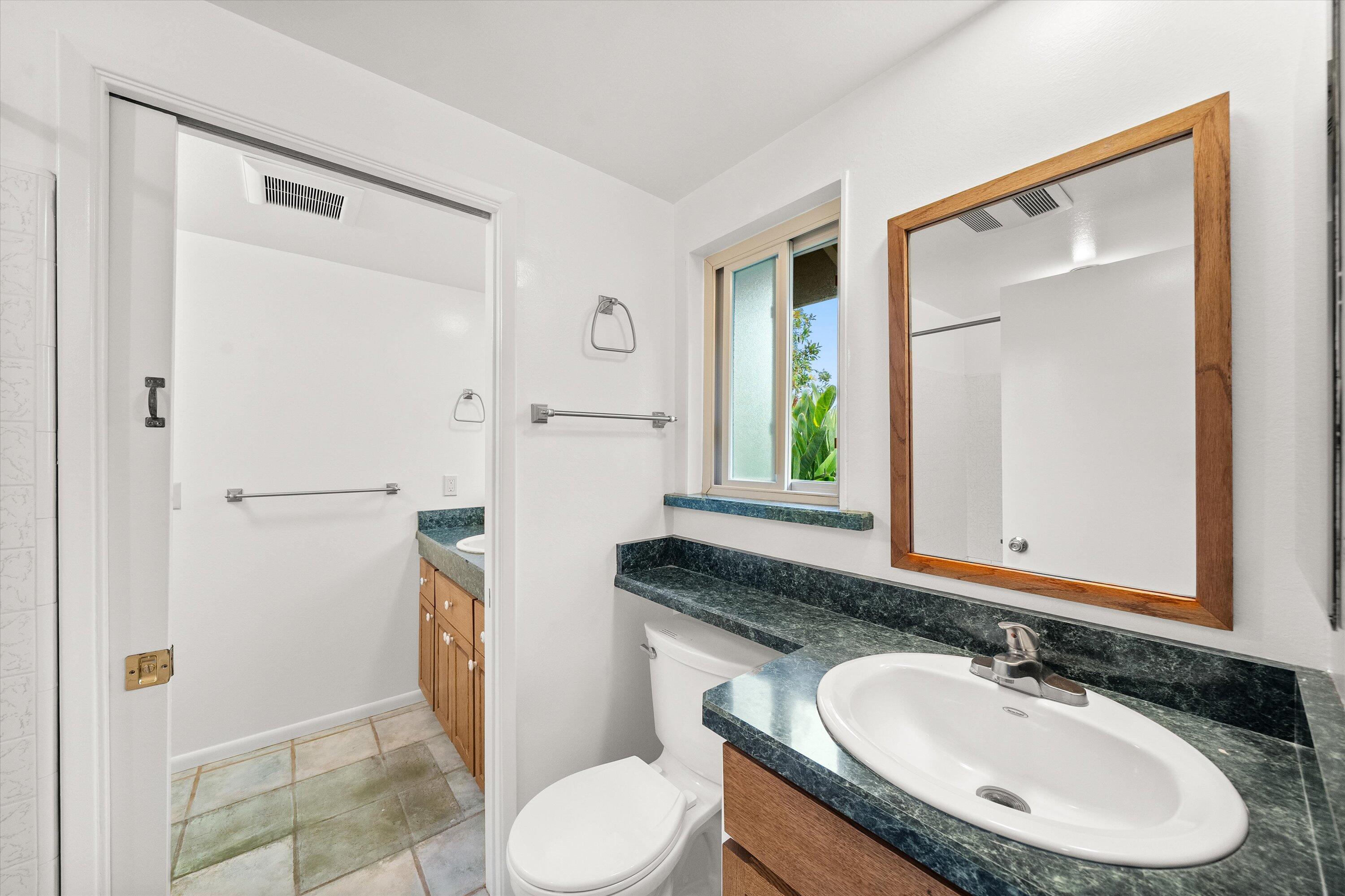 330 Moreton Bay Lane, 2