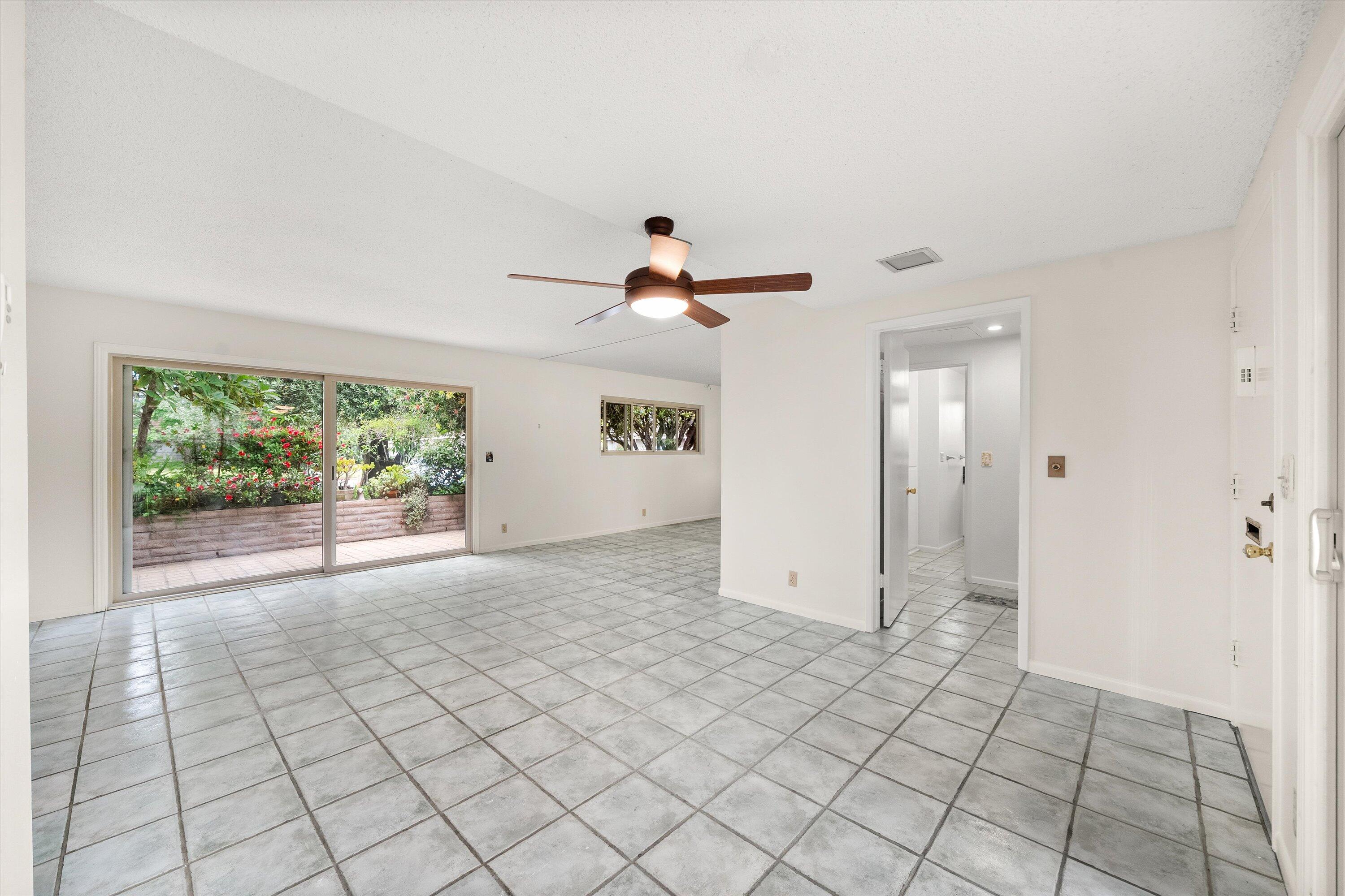 330 Moreton Bay Lane, 2