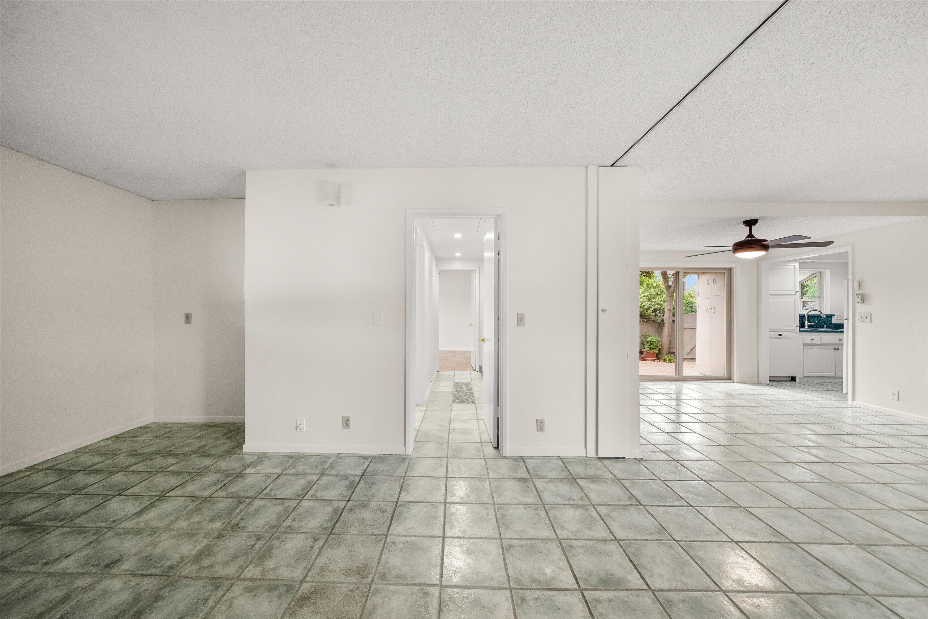 330 Moreton Bay Lane, 2