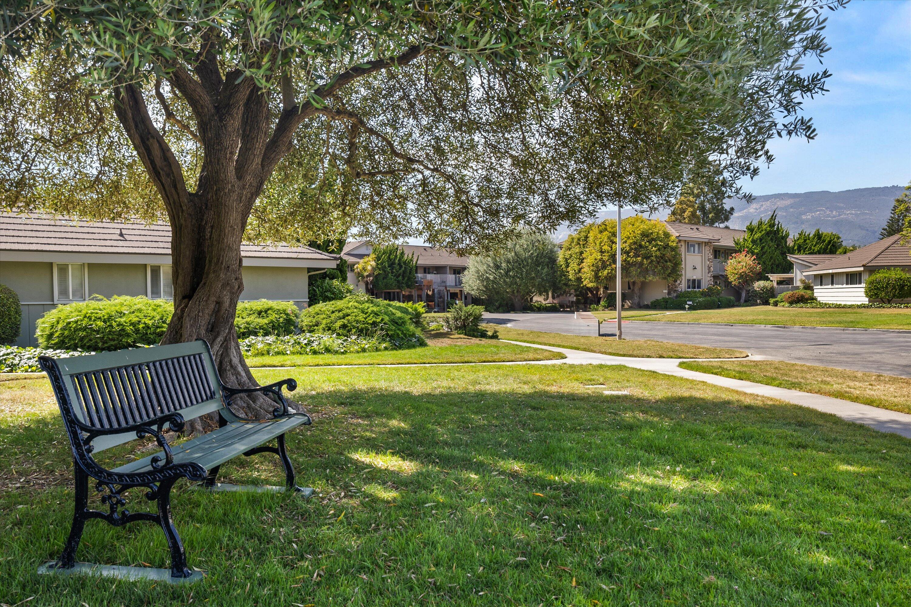 330 Moreton Bay Lane, 2