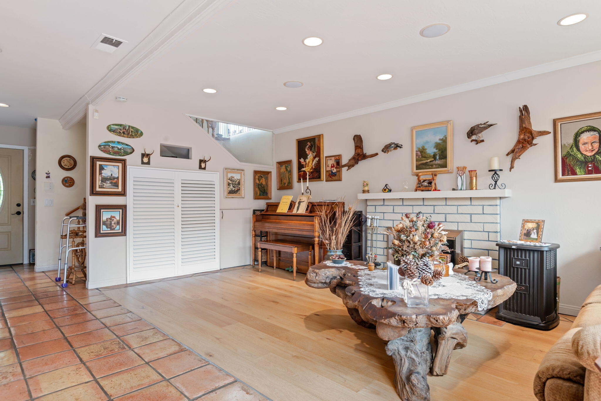 43 N San Marcos Road, A
