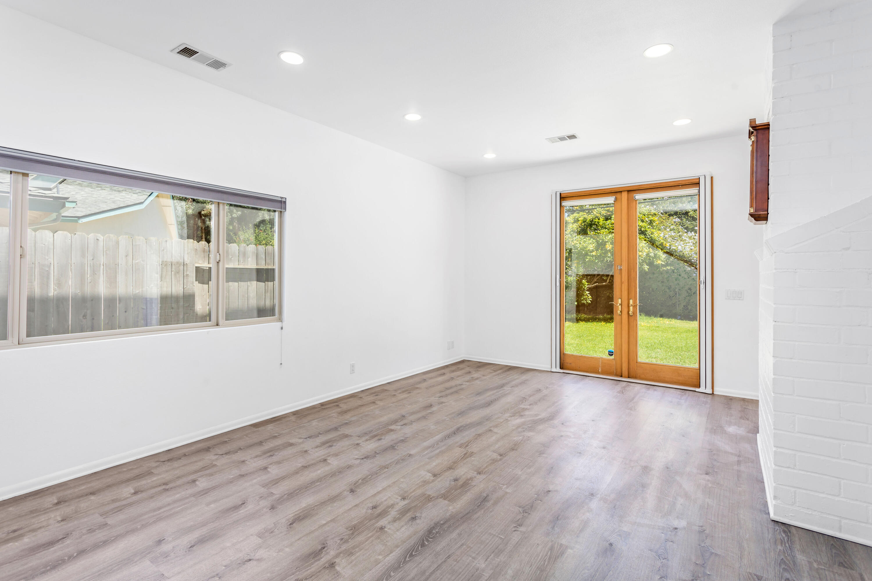 5531 Somerset Drive