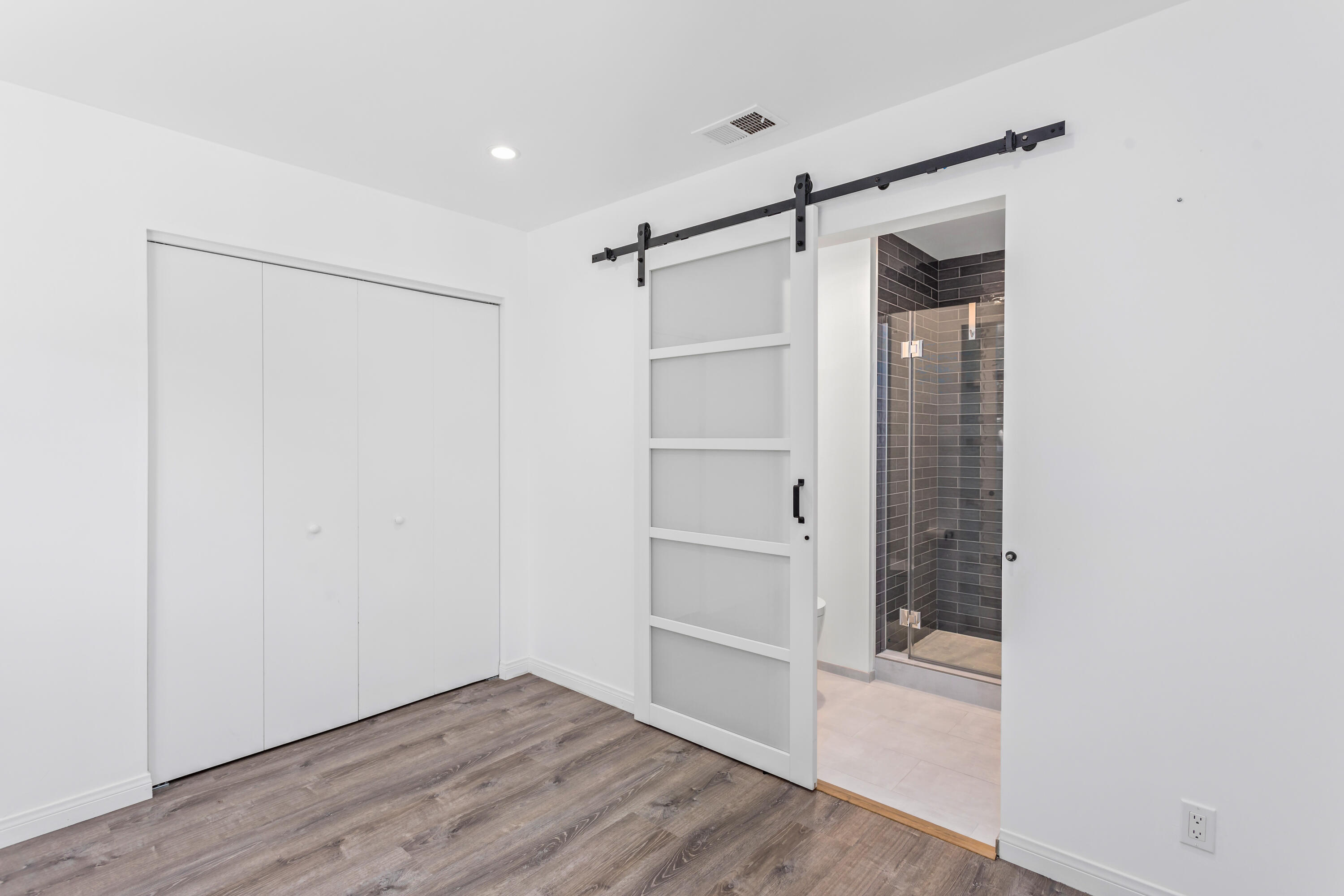 5531 Somerset Drive