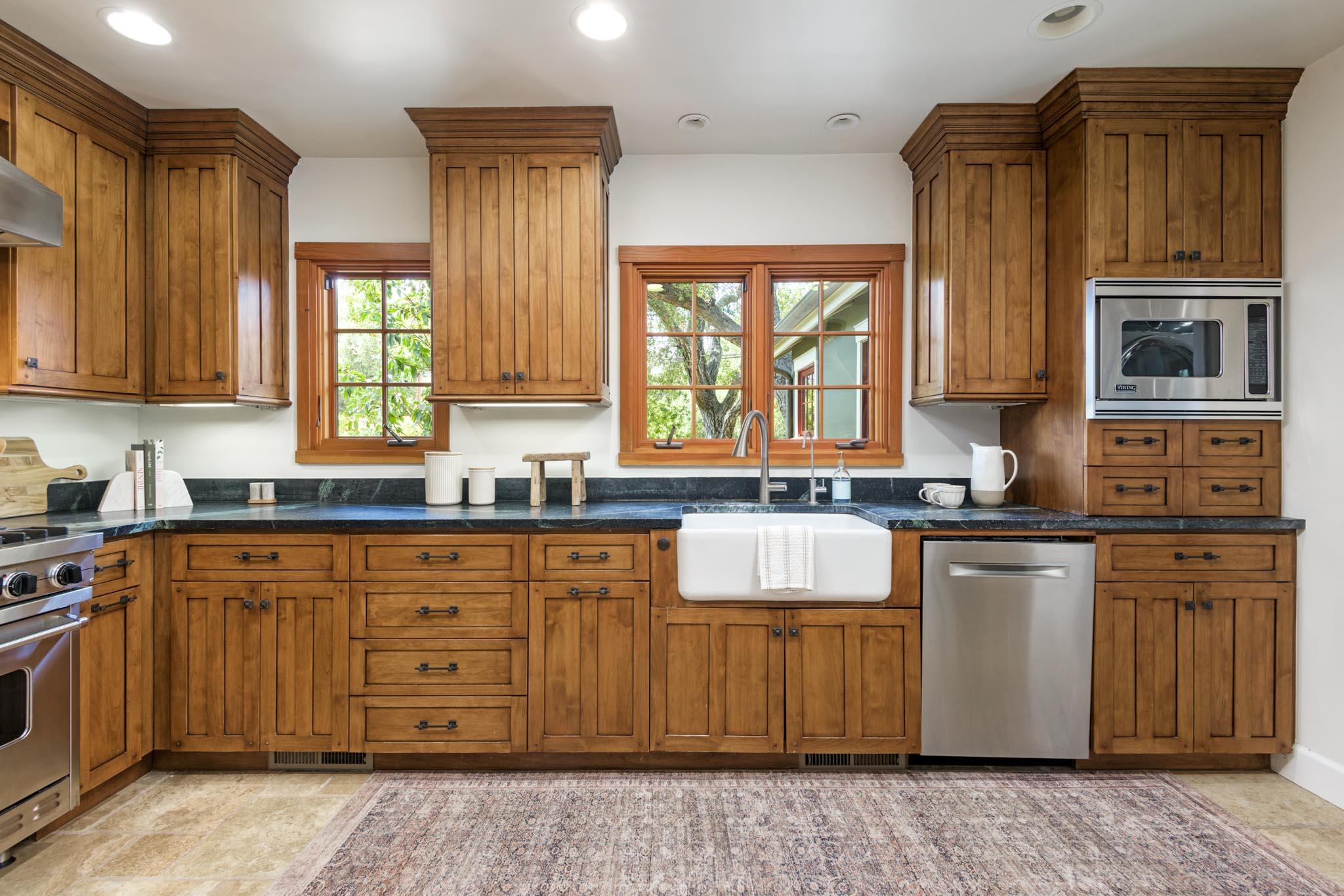 2480 Foothill Road, SANTA BARBARA