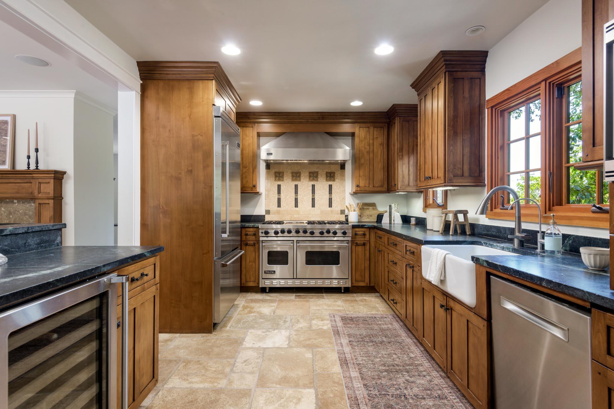 2480 Foothill Road, SANTA BARBARA