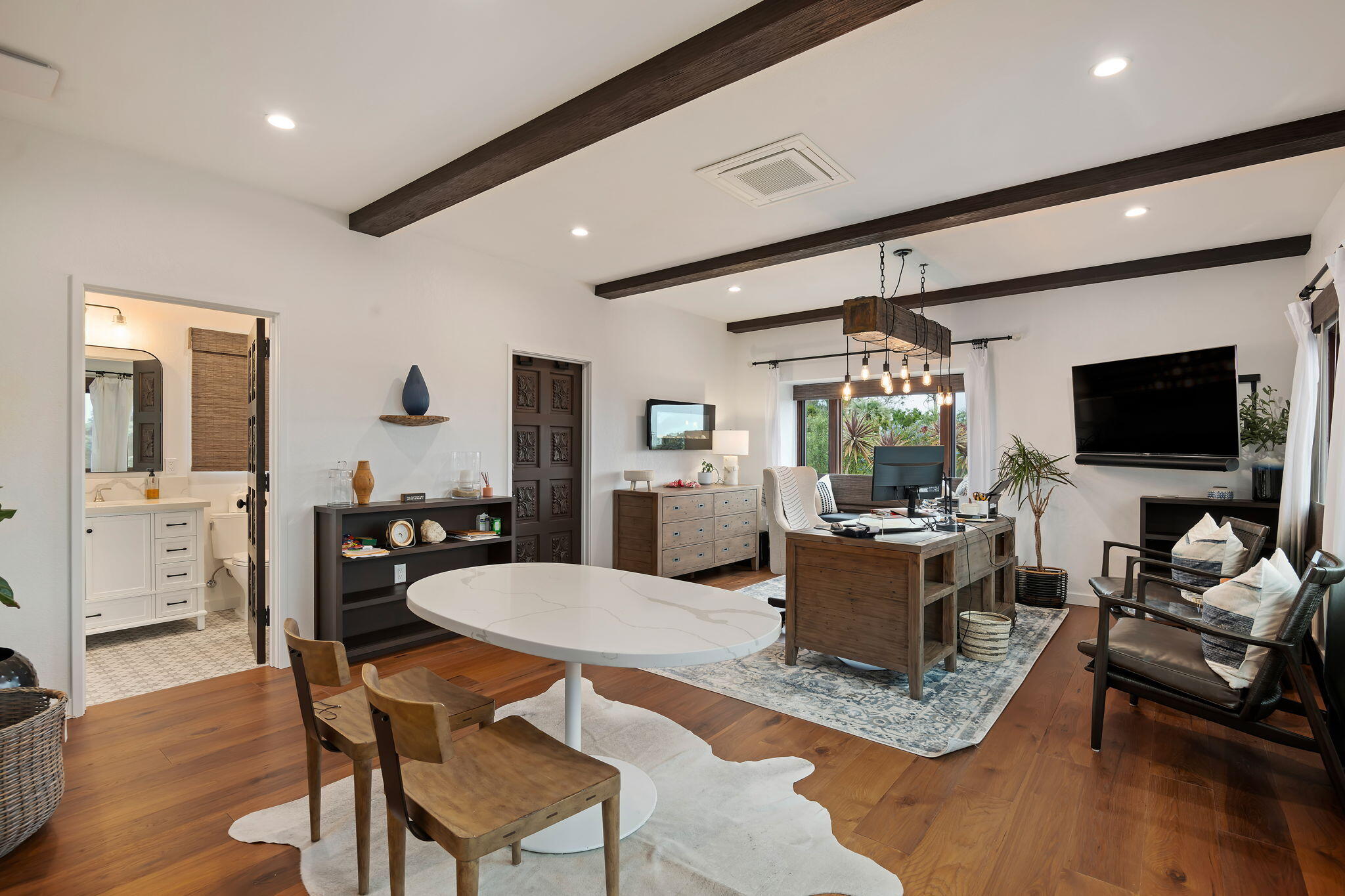 1426 Mountain View Road