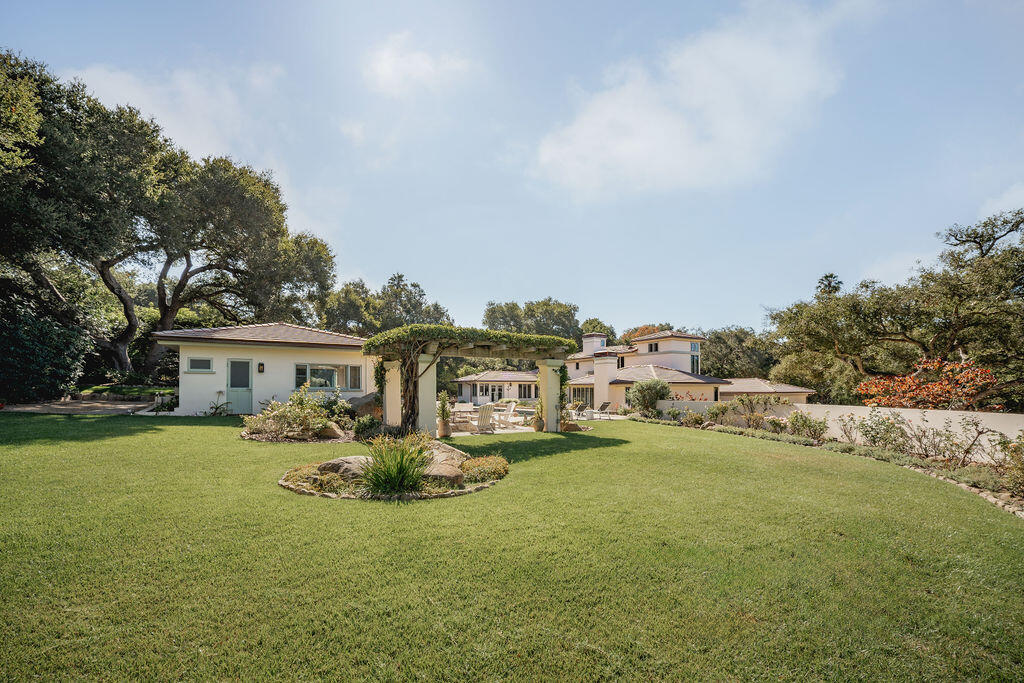 840 Ivy Lane
