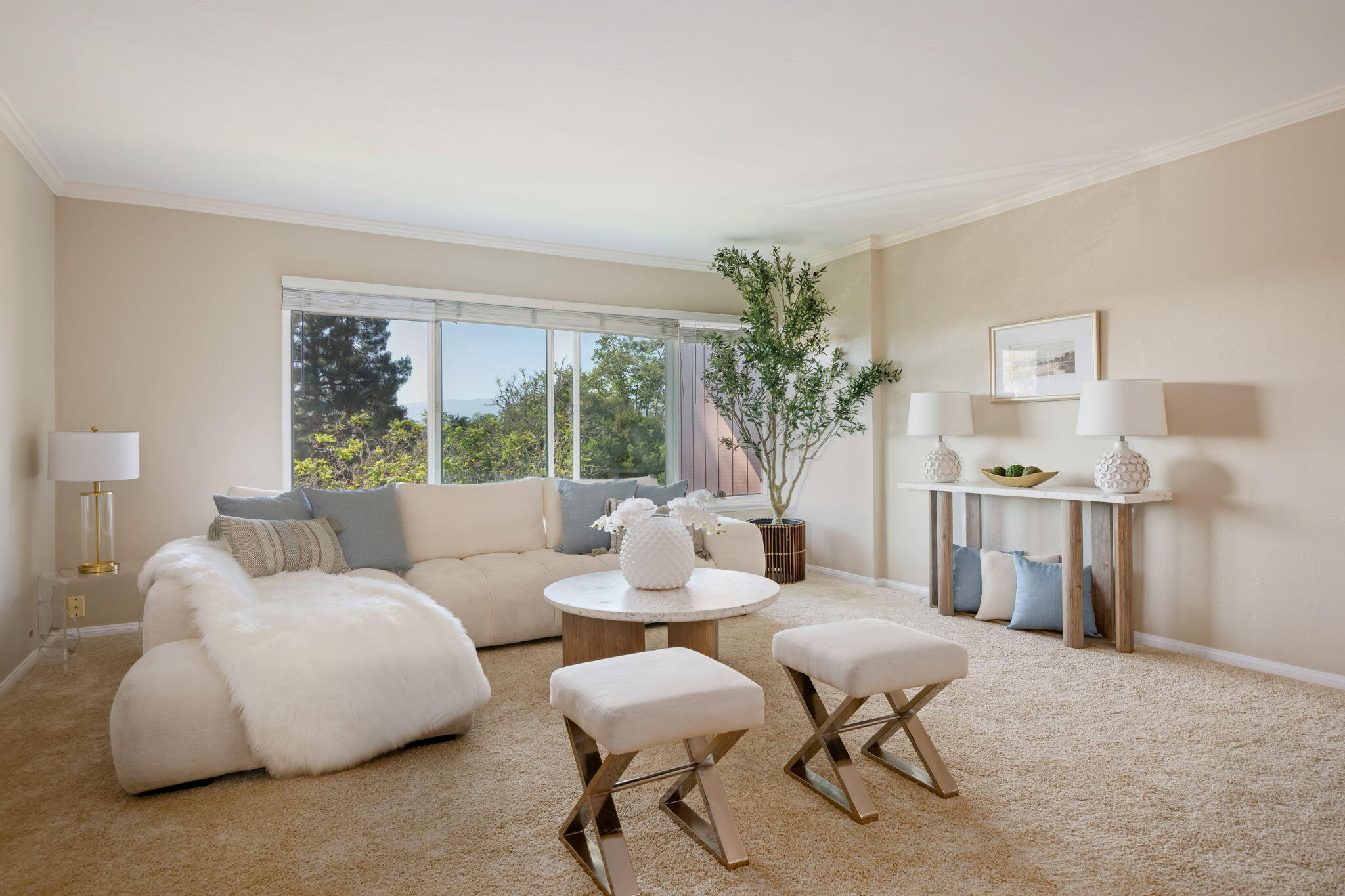 2727 Miradero Drive #302