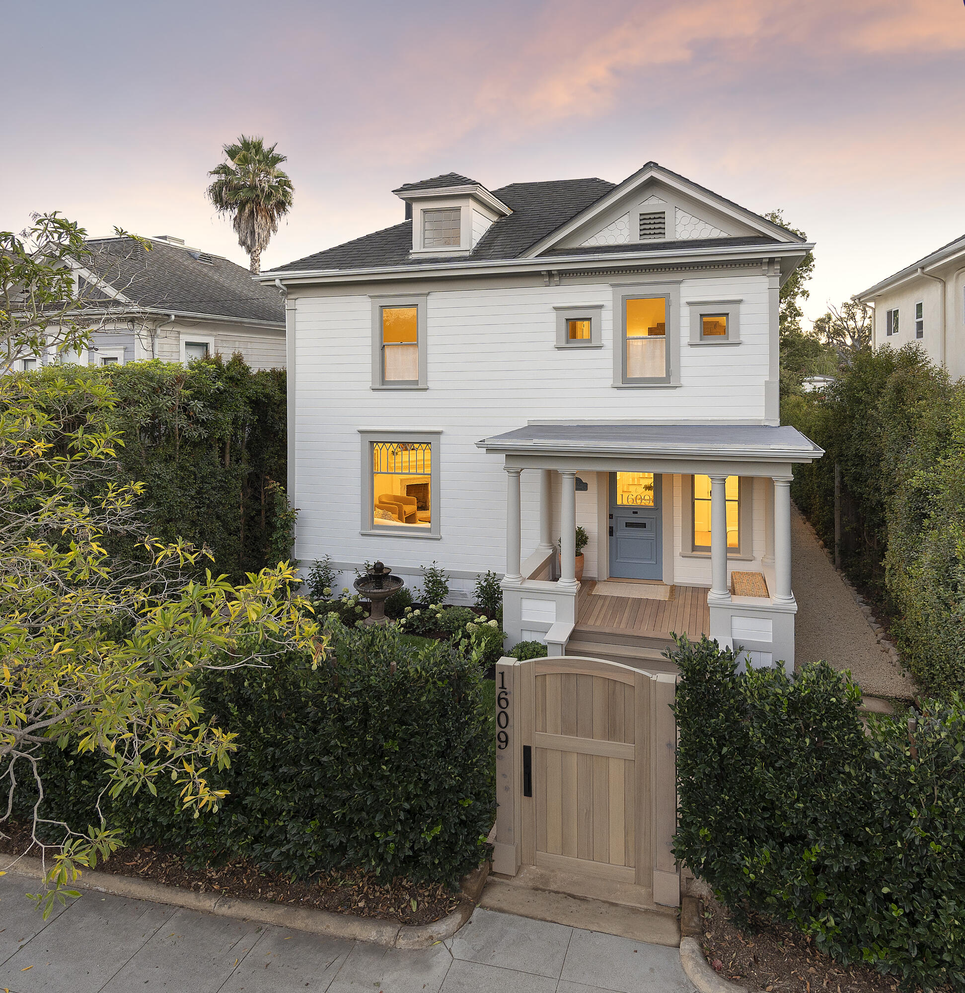 1609 Garden Street