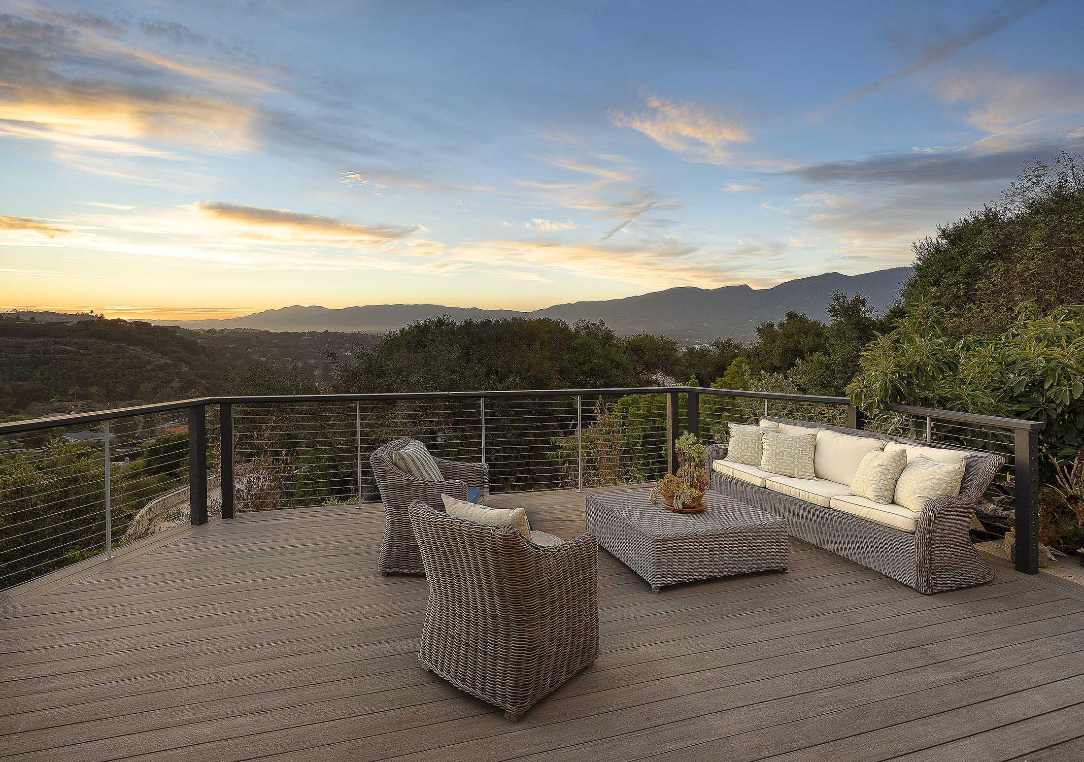 860 Miramonte Drive