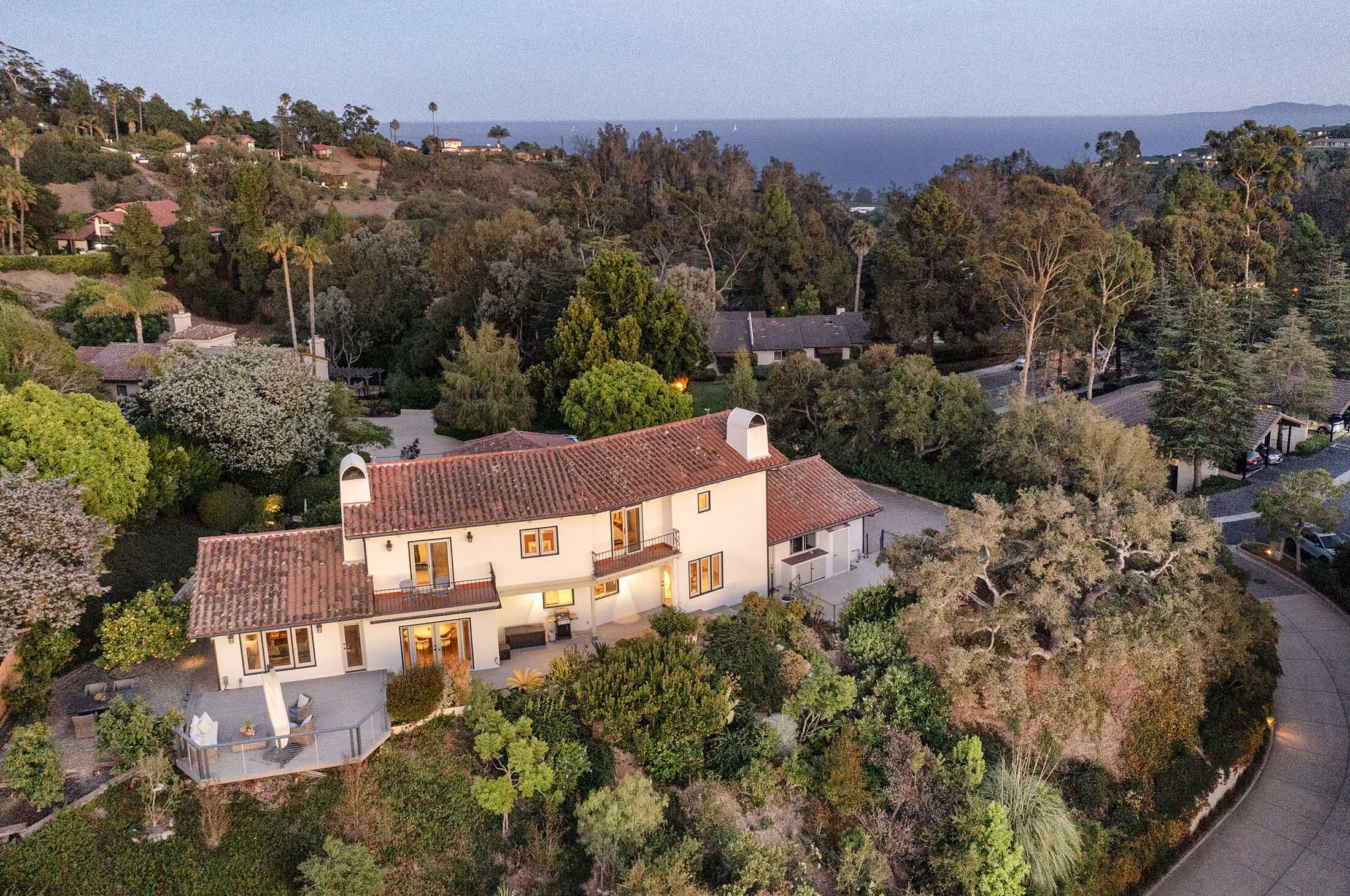 860 Miramonte Drive